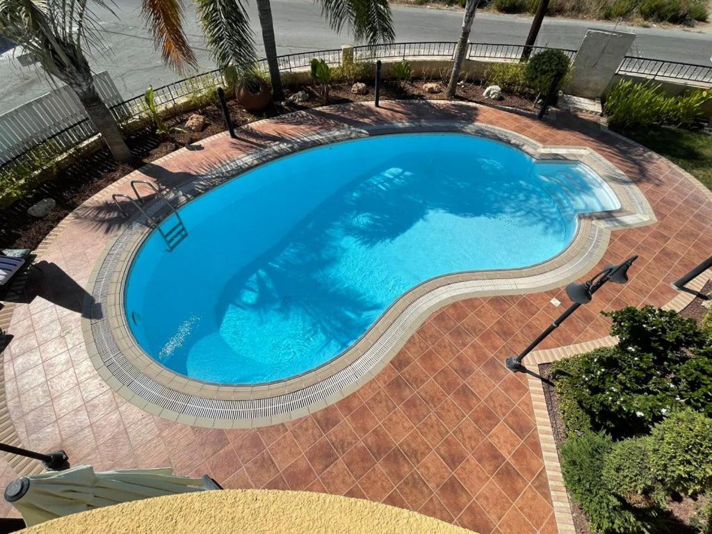 Coral Bay new furnished private villa with pool