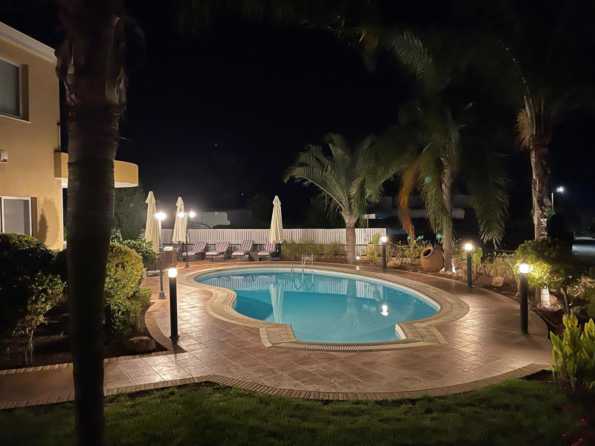 Coral Bay new furnished private villa with pool