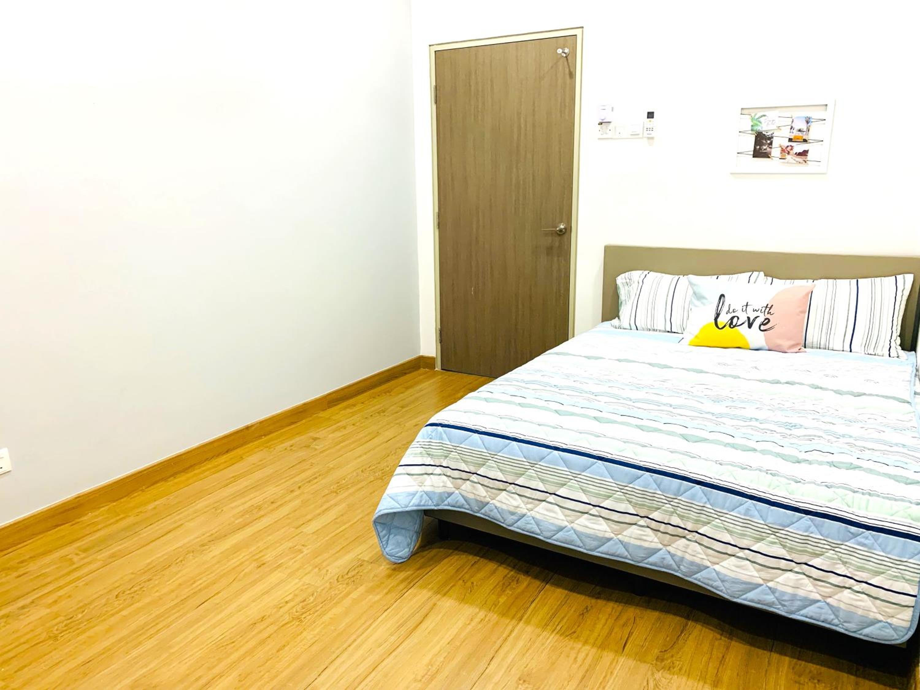 A43 near Setia City Convention Centre & Bukit Raja view 2