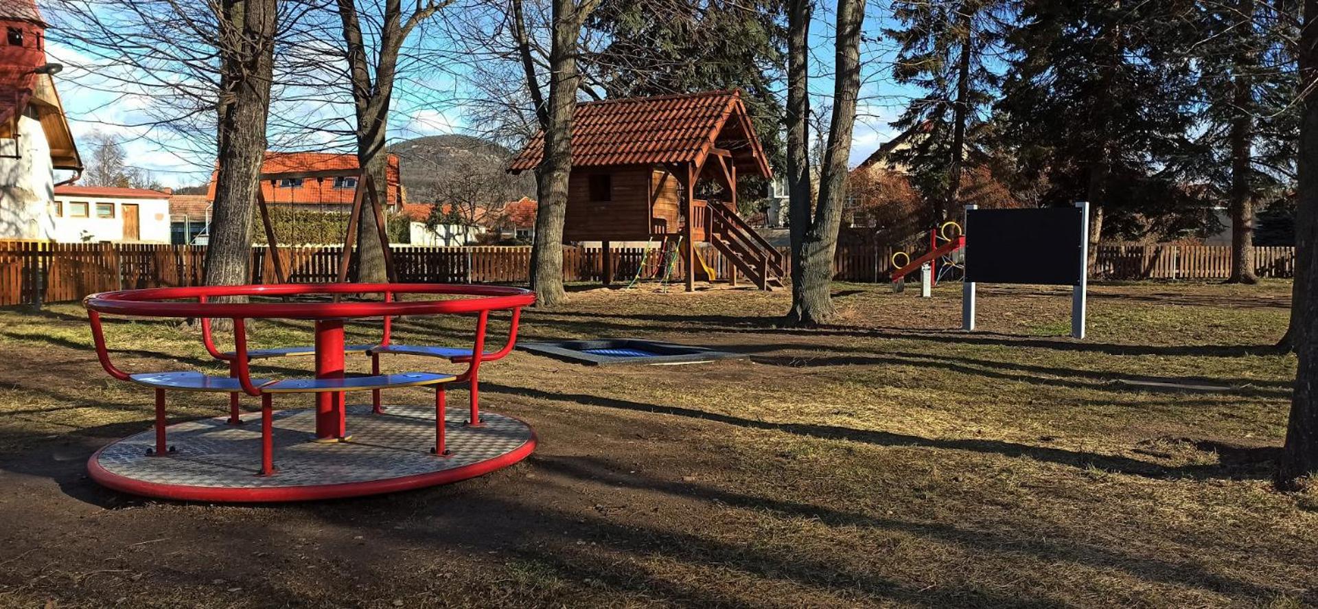 Chata Lucie pod Řípem