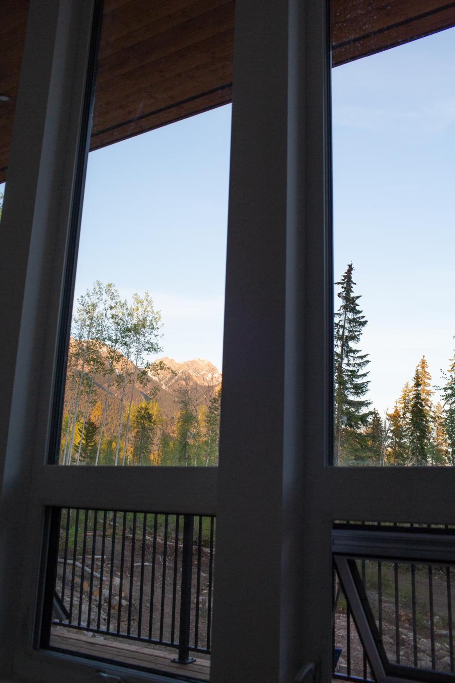Luxury Private Cabin In The Rockies