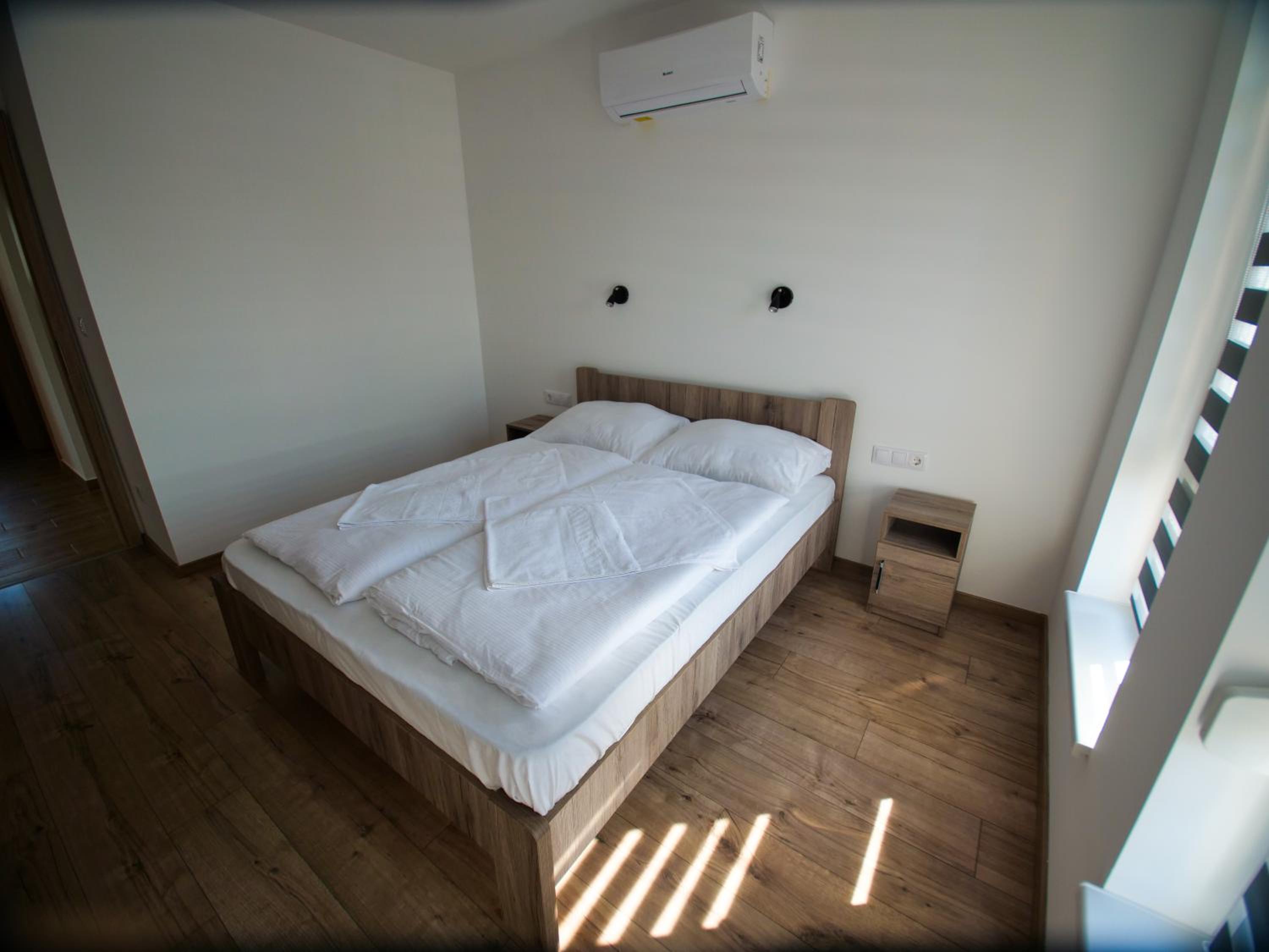 Zea Apartmanház