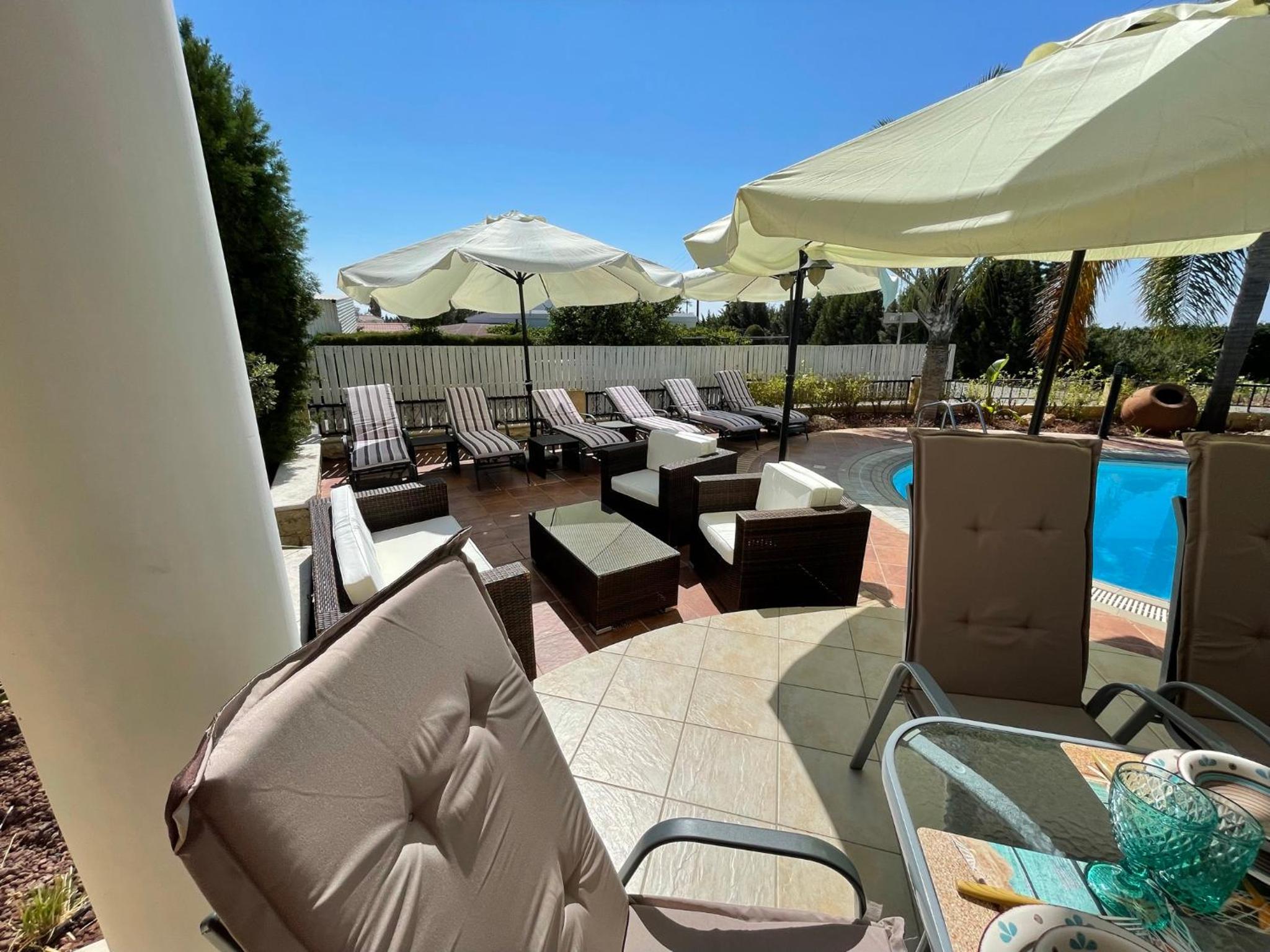 Coral Bay new furnished private villa with pool