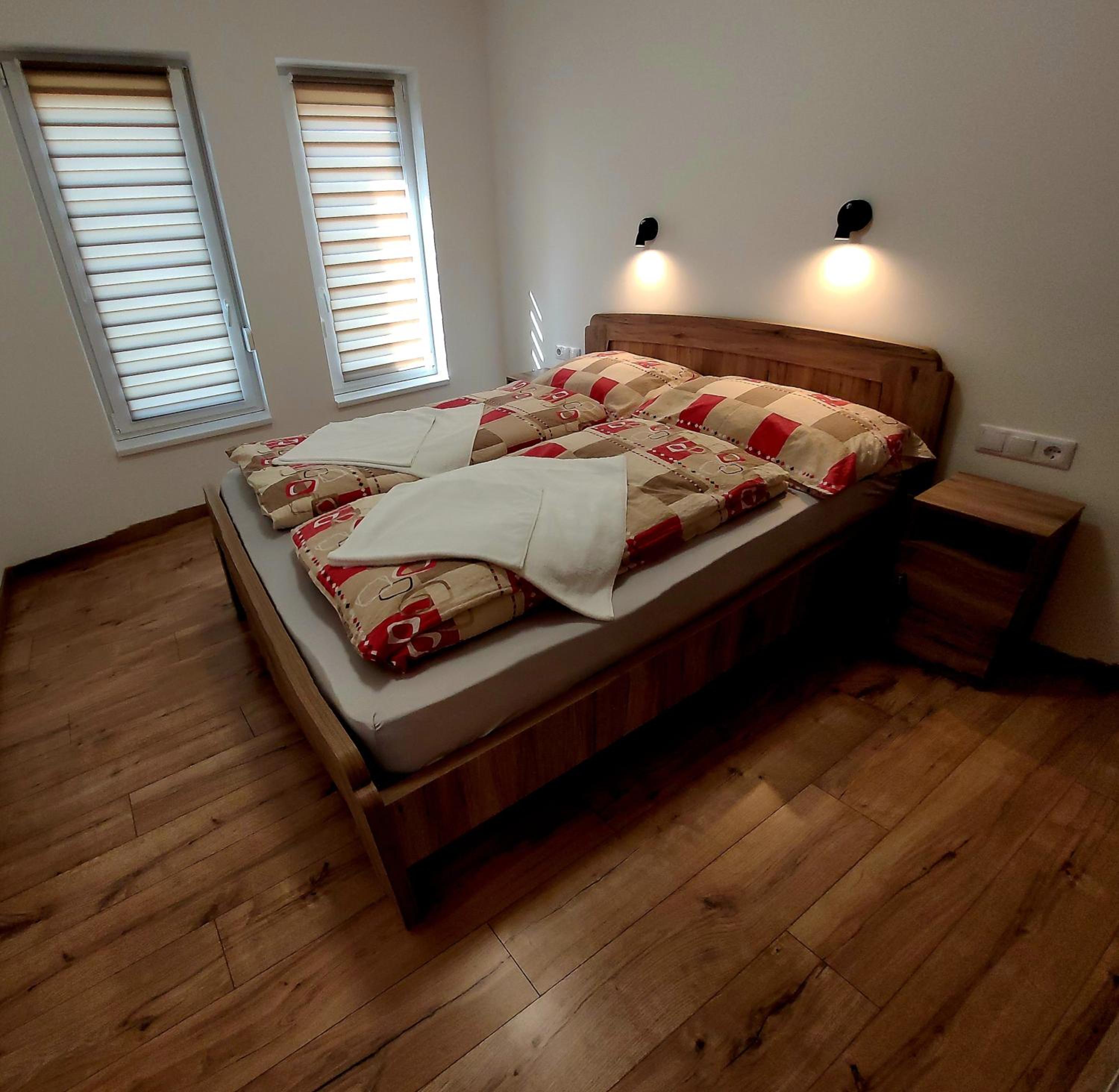 Zea Apartmanház