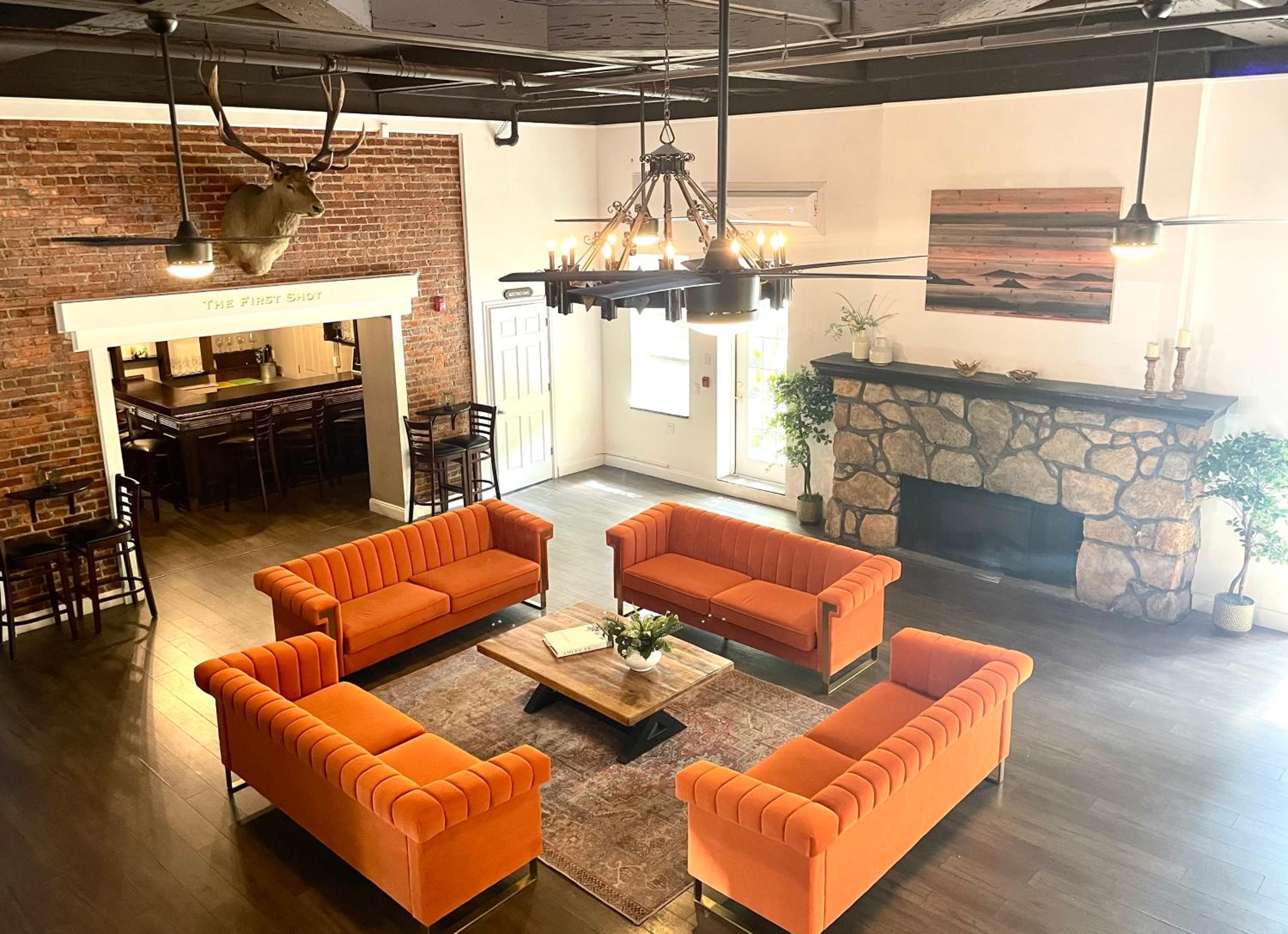 lounge
