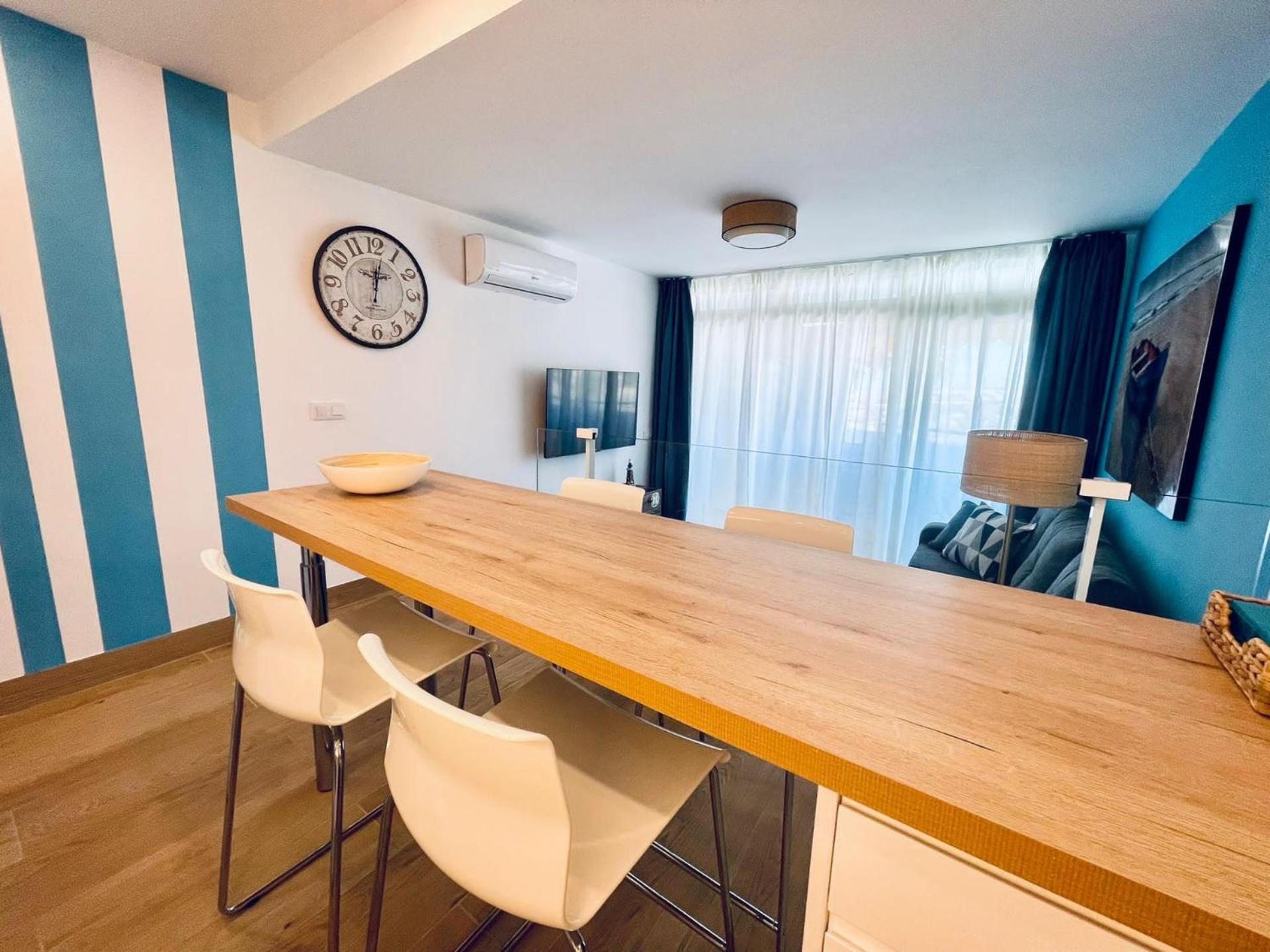 Apartment - Sleeps 2 - Terrace - Pool