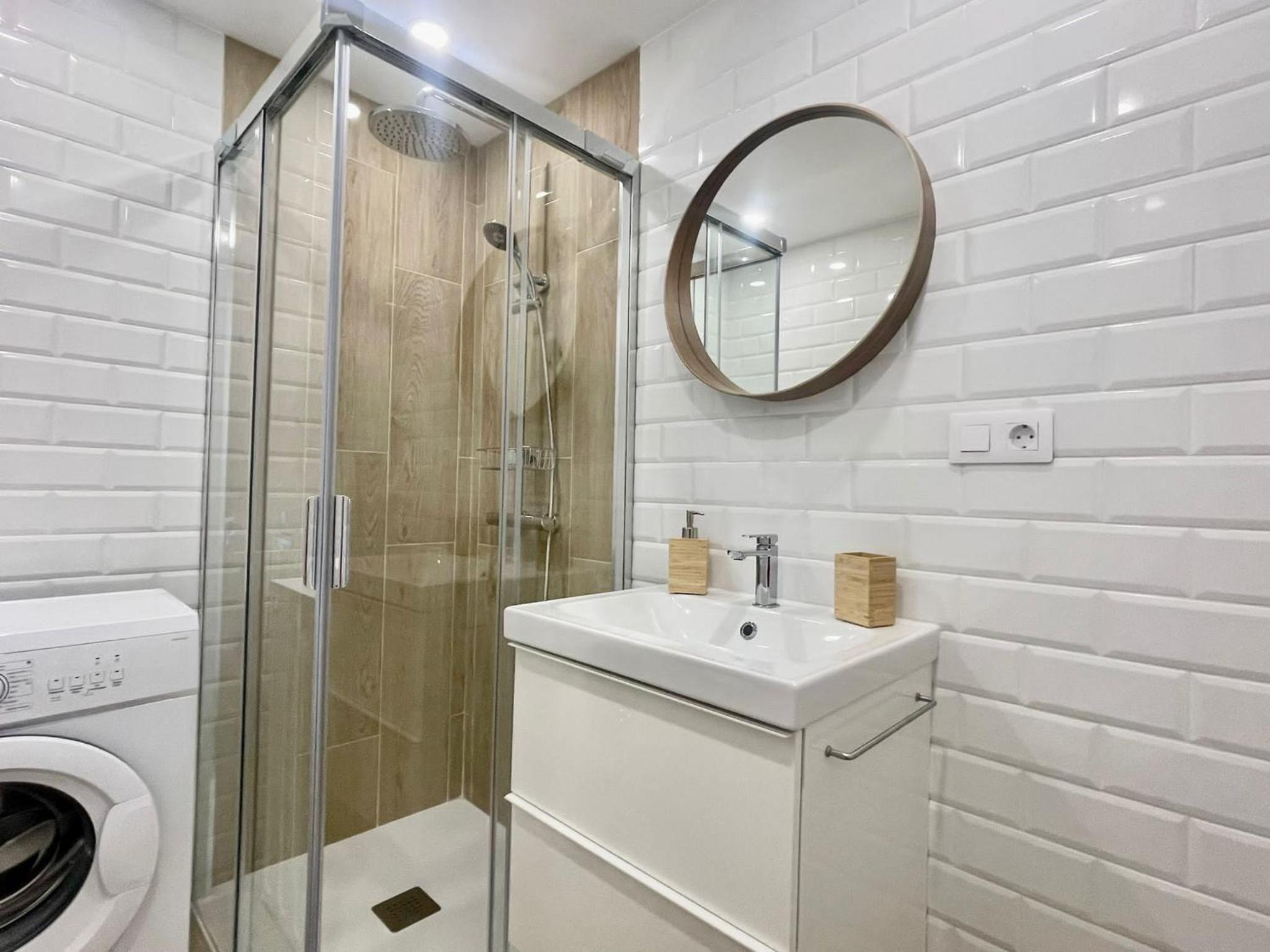 Apartment - Sleeps 2 - Terrace - Pool