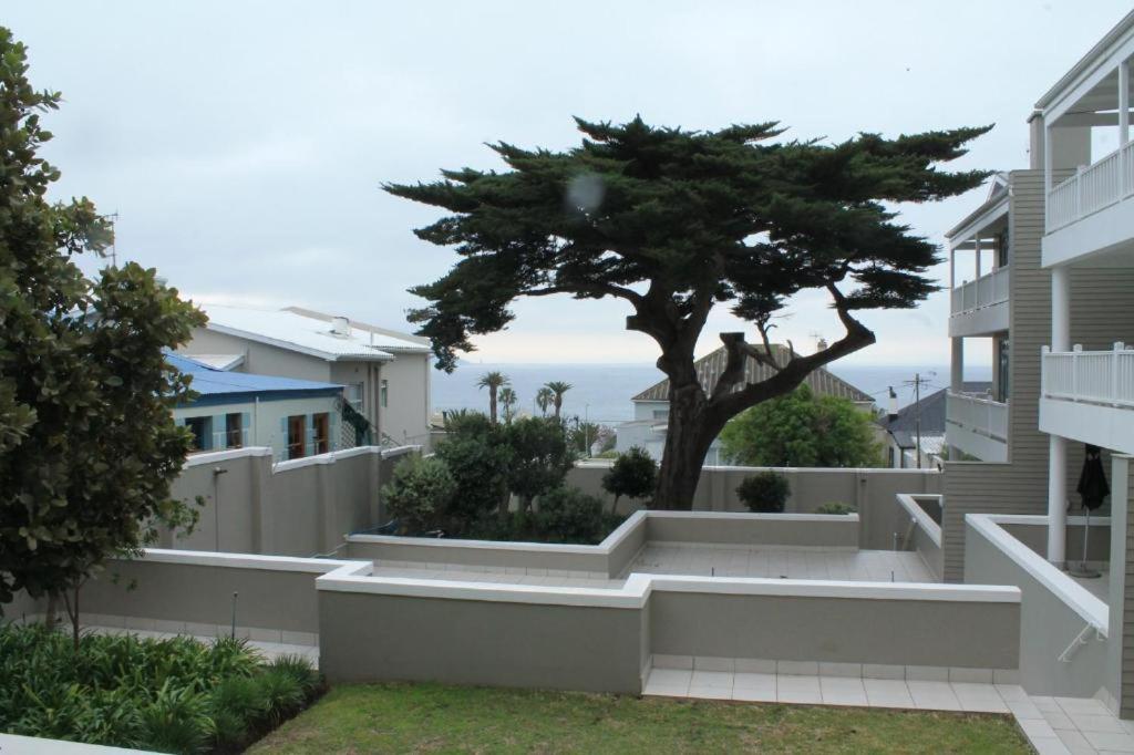Seaforth Terrace view 4