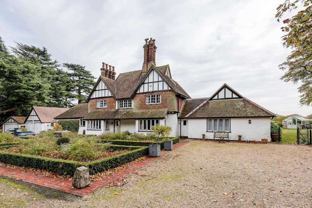 Highfield Lodge