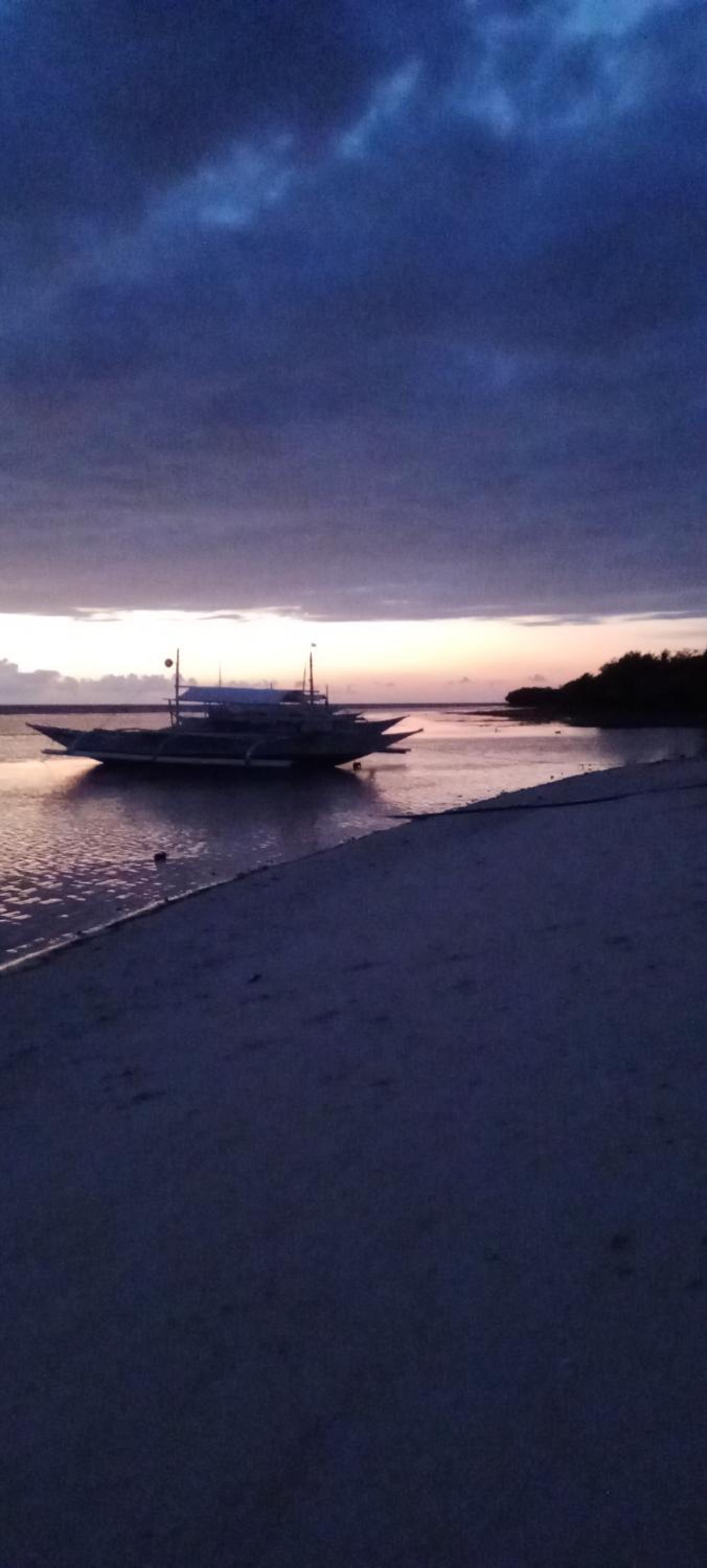 Nitasnipahut Pamilacan island