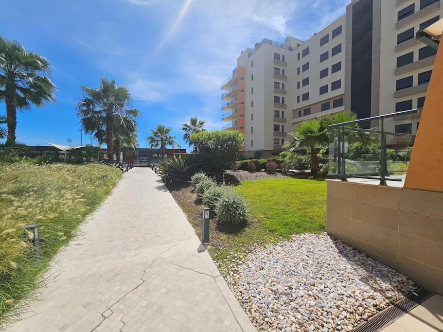 River Terrace & Pool View - Seixal