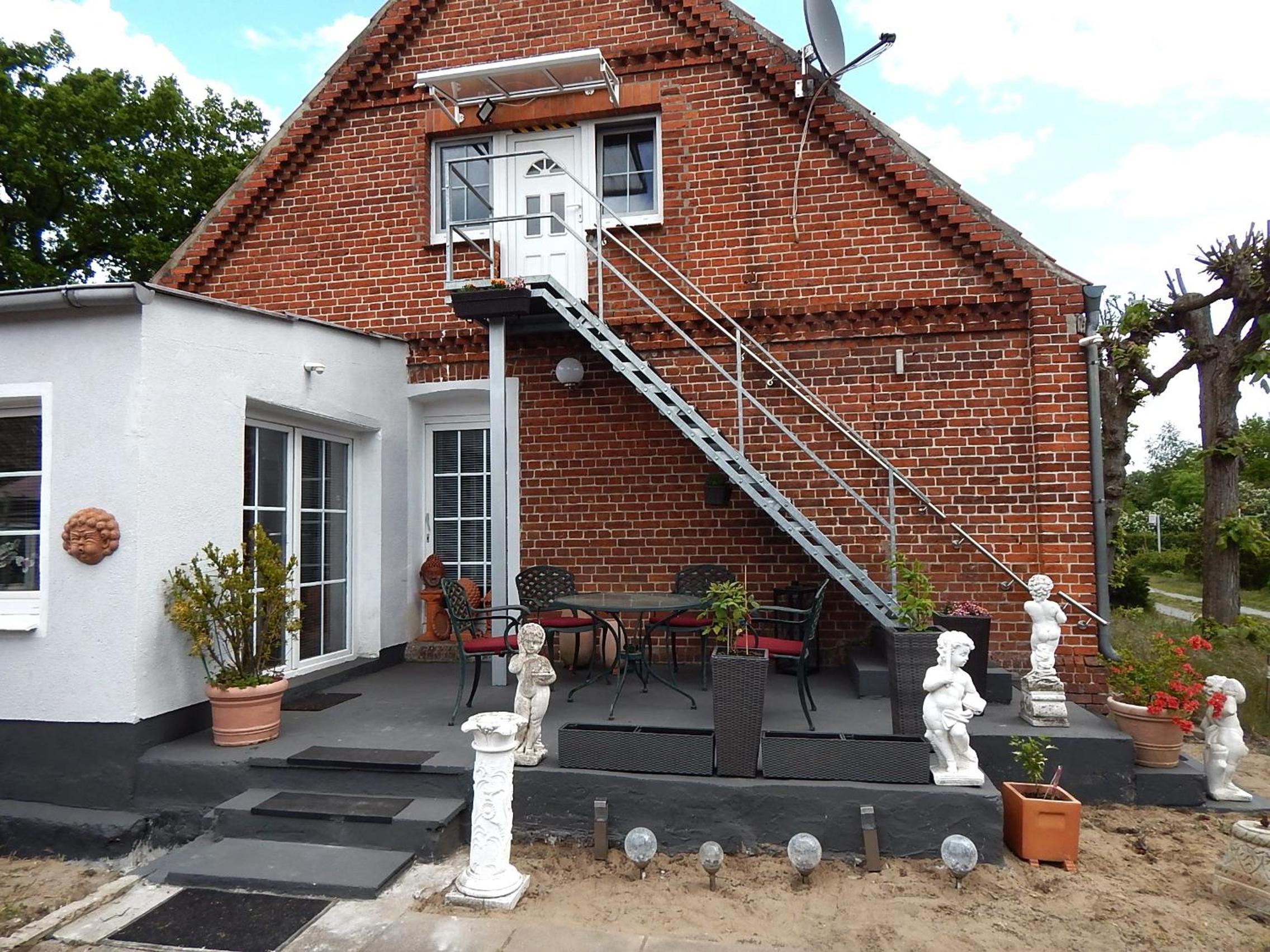 LANDHAUS LAAVE FERIENWOHNUNG