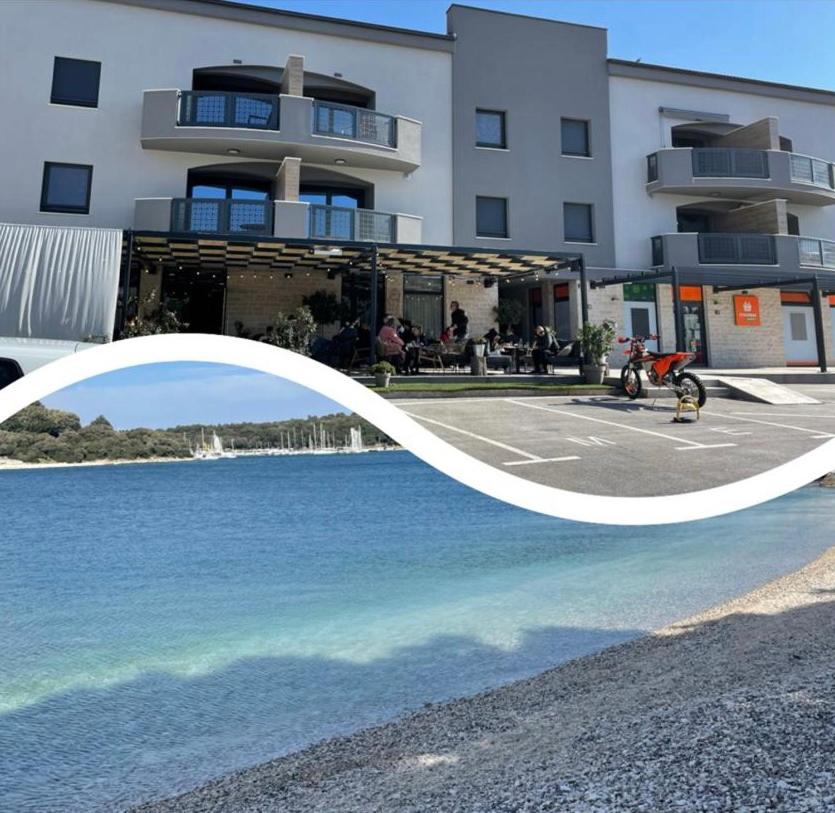 Apartment Sandy Beach - 1st row at sea photo 3