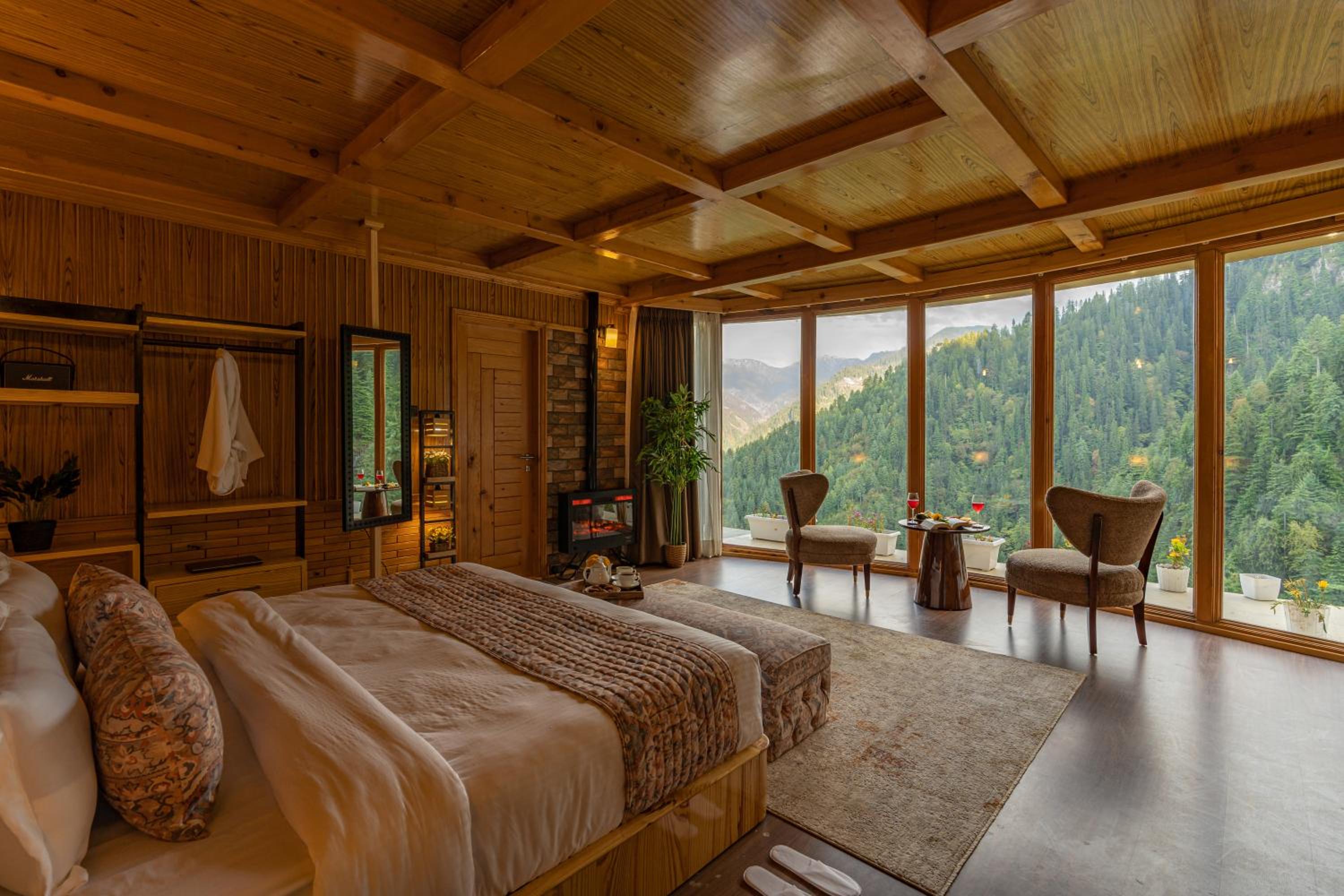 Mandyukya Tandi, Luxury Villas view 2