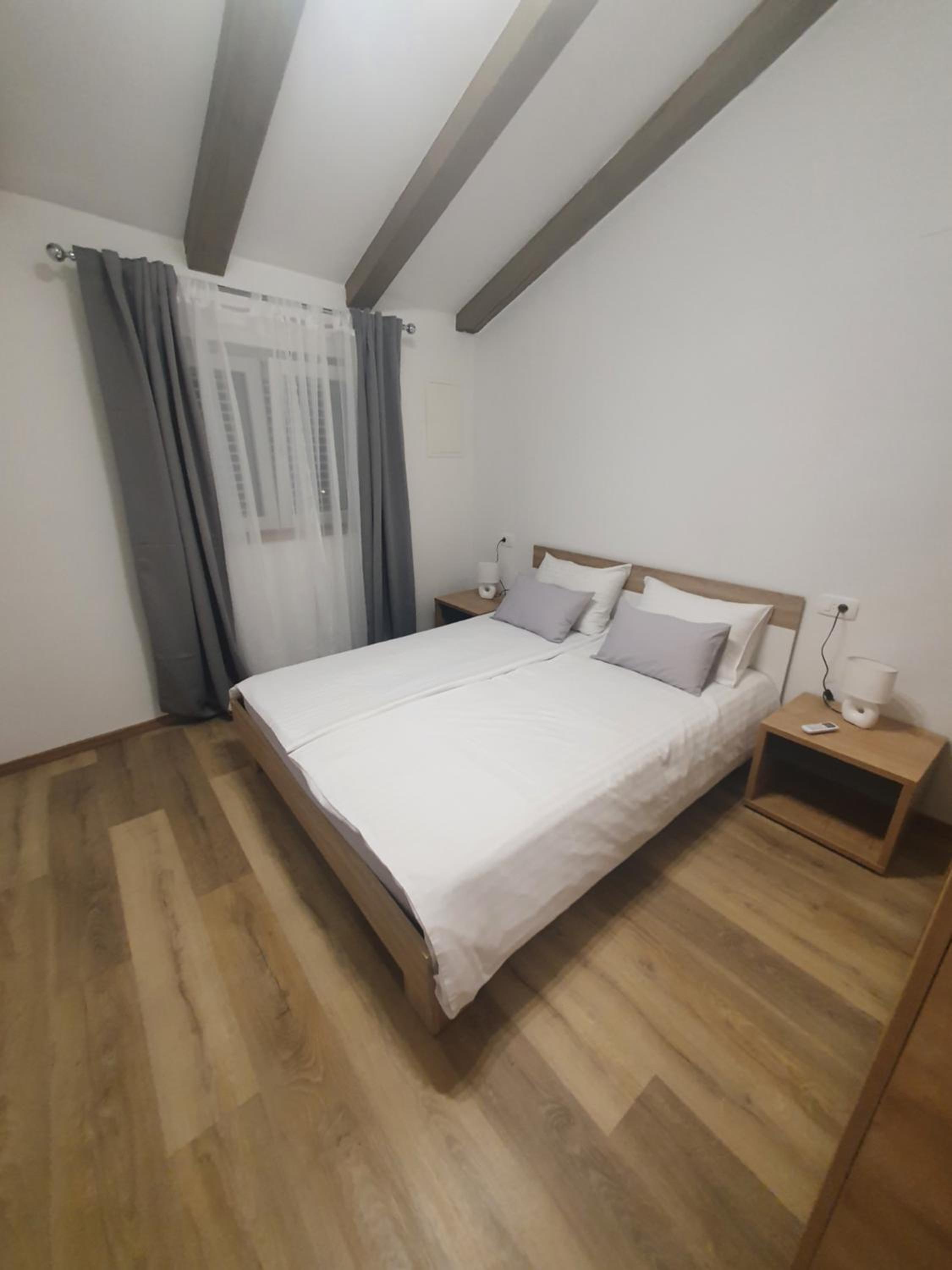 Apartmani Maris
