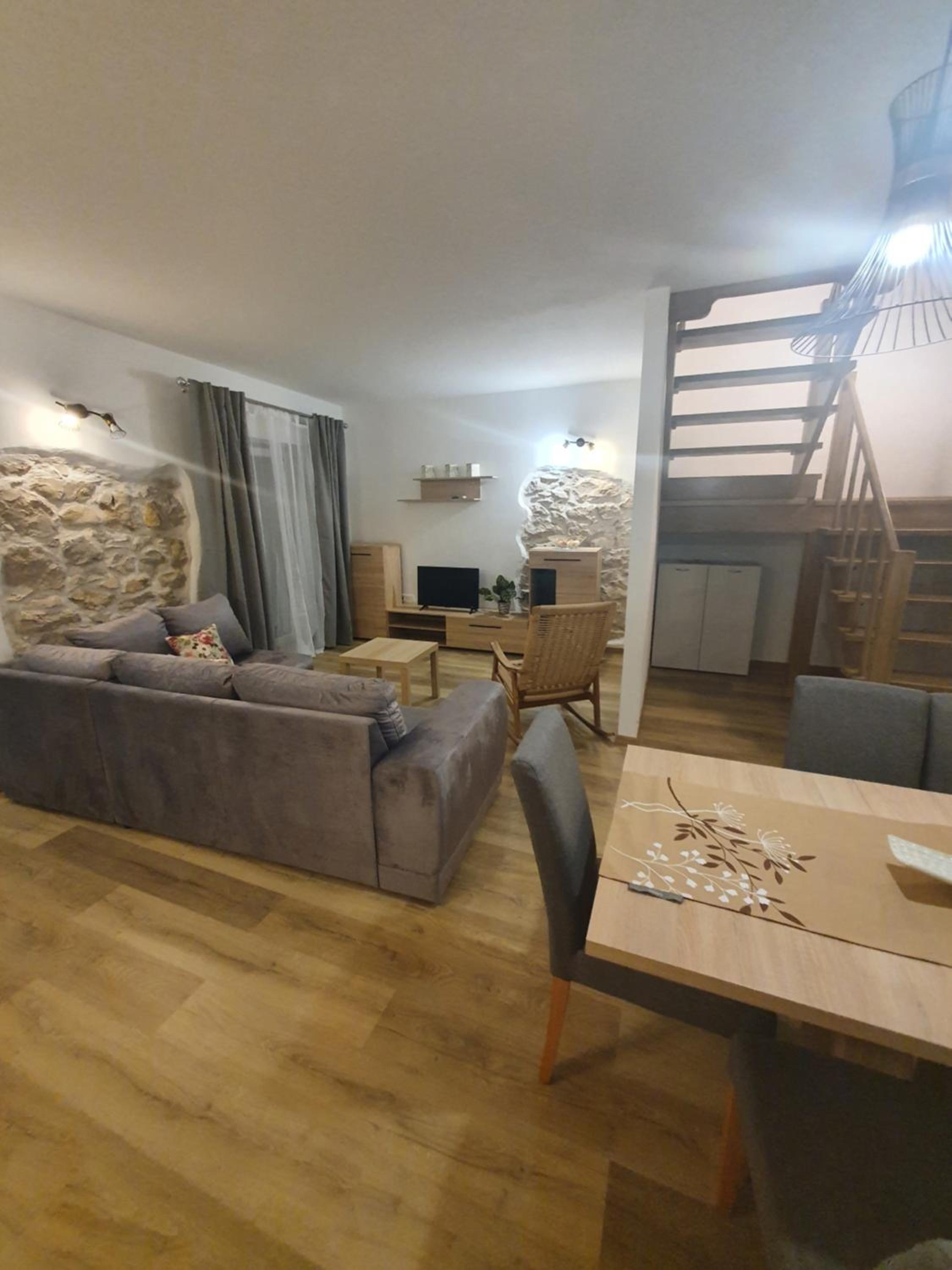 Apartmani Maris