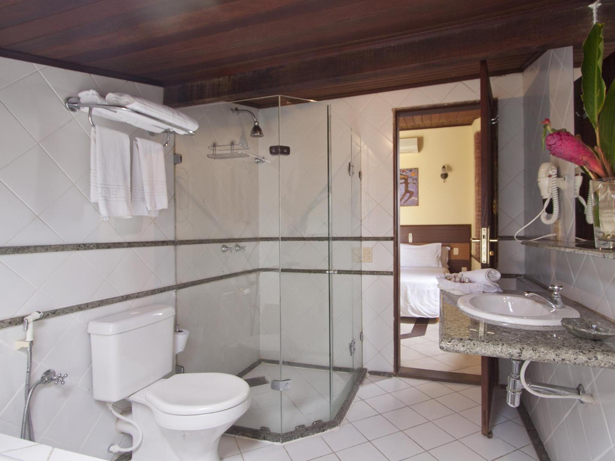Solar do Carmo Suites & Apartments