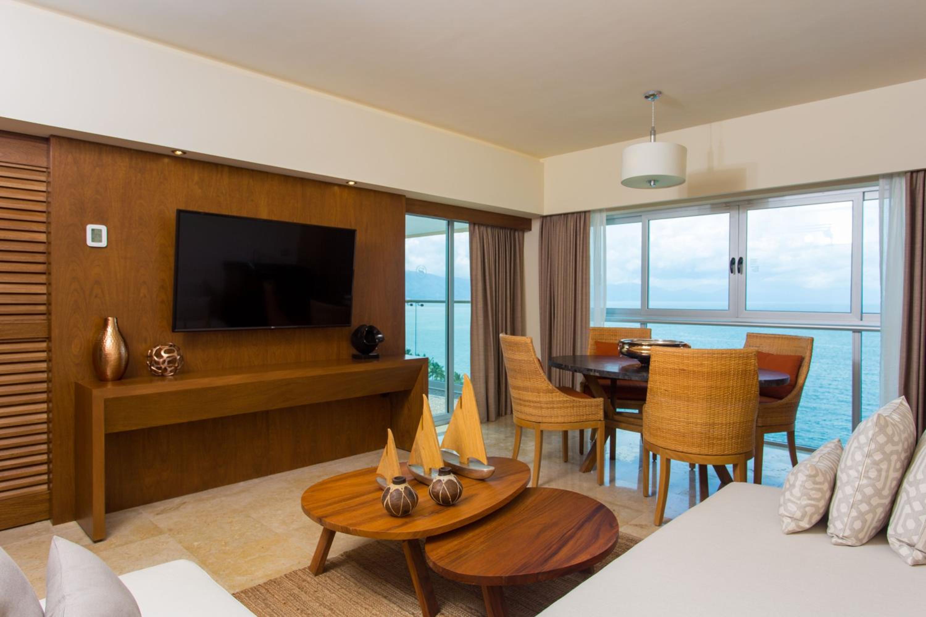 Puerto Vallarta Vacations - Sheraton Buganvilias Resort  Convention Center - Property Image 9