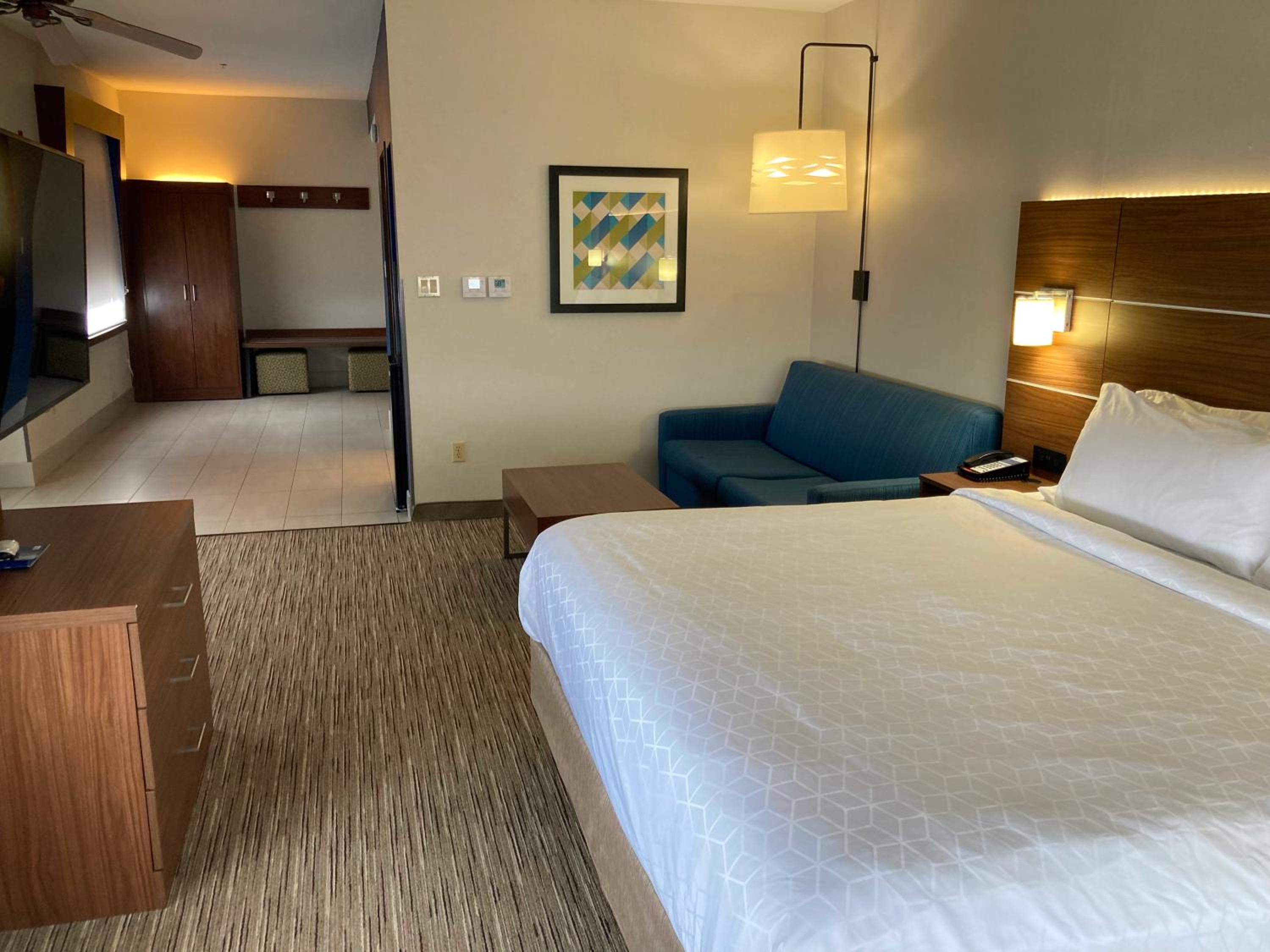 Holiday Inn Express Hotel & Suites Abilene Mall South by IHG