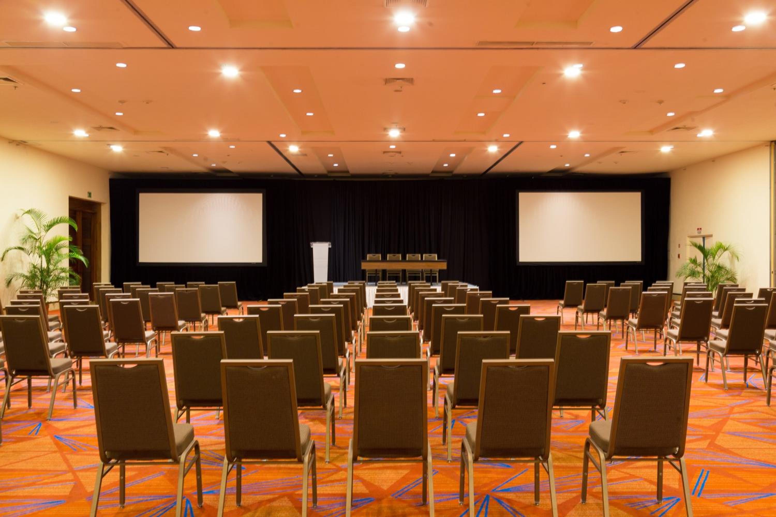 Puerto Vallarta Vacations - Sheraton Buganvilias Resort  Convention Center - Property Image 212