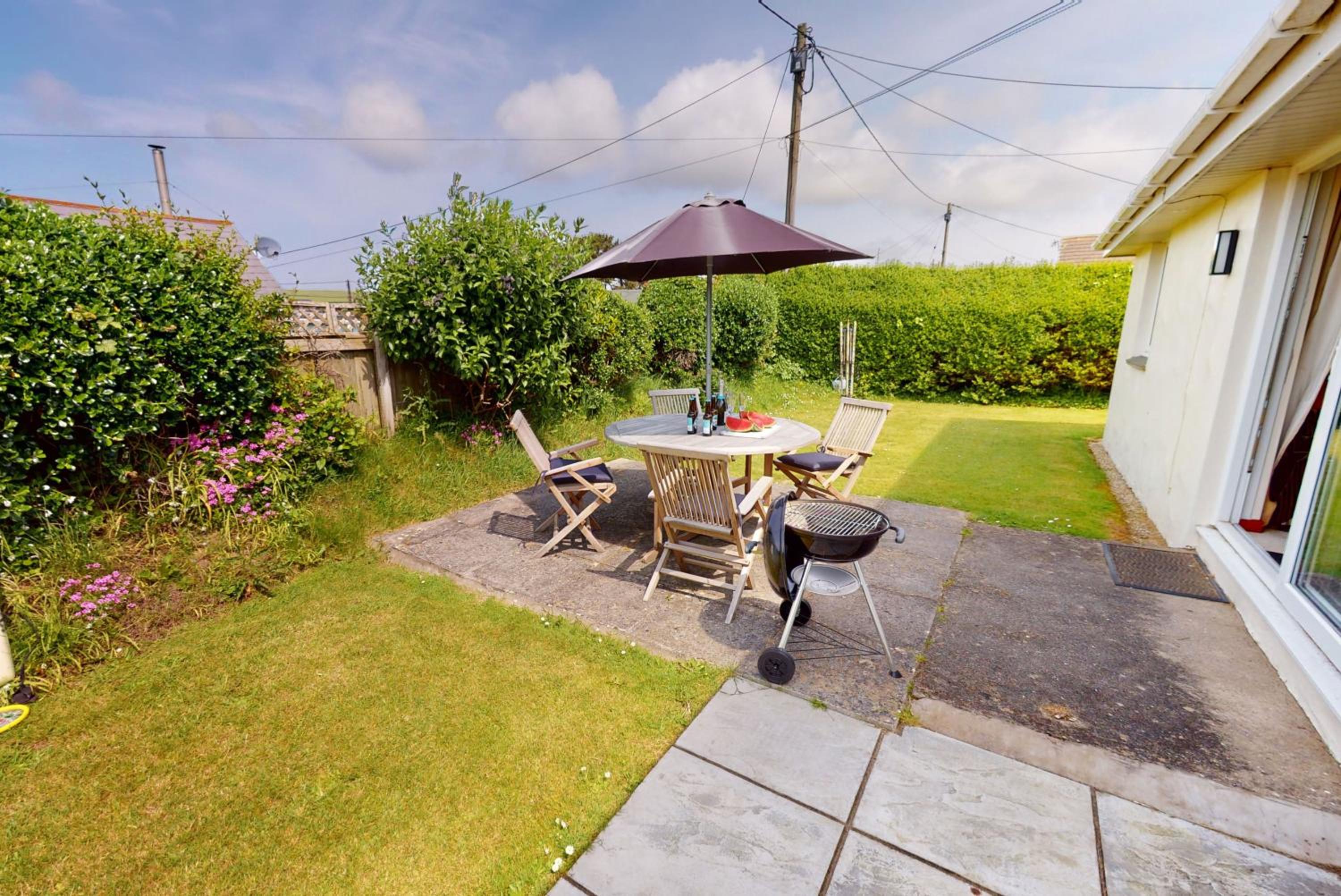 CROYDE PEACH COTTAGE 3 Bedrooms view 5