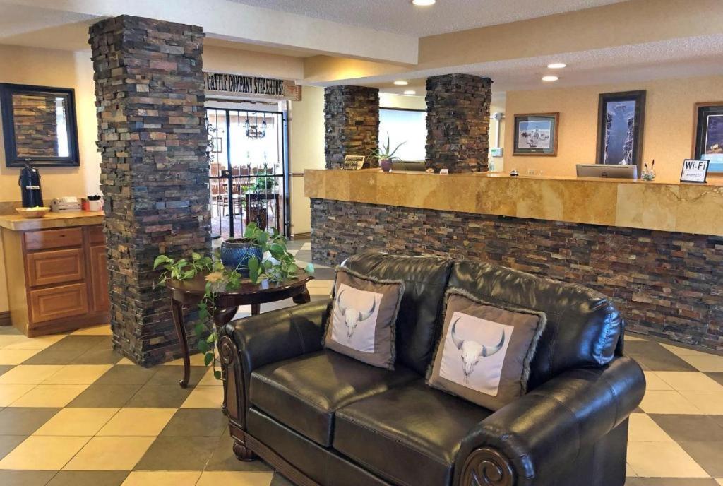 Affordable Inns Evanston