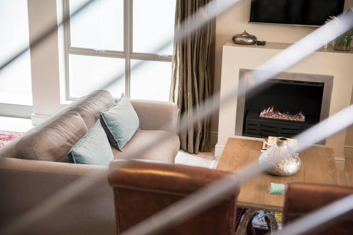 13 La Gratitude Luxury Apartment-with backup power for loadshedding view 3