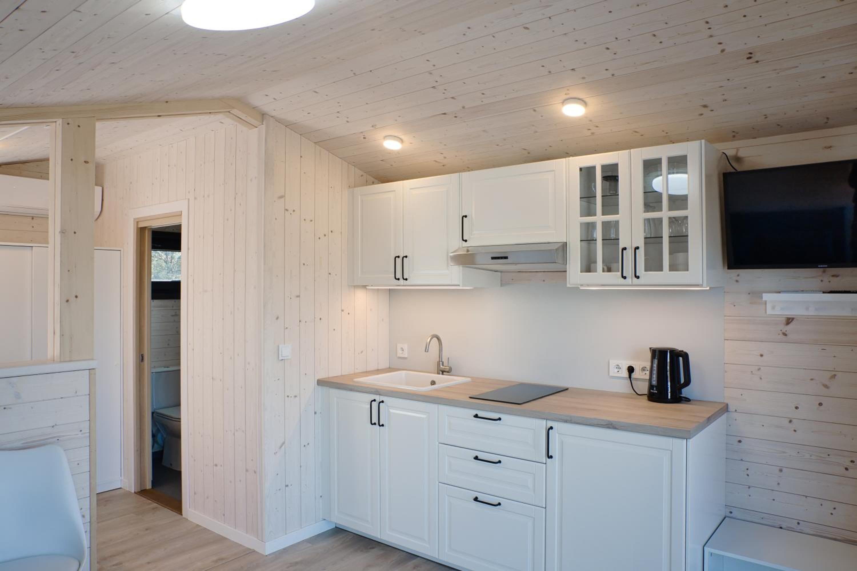 SKAN-PARK Ferienhäuser & Tiny Houses am Bärwalder See