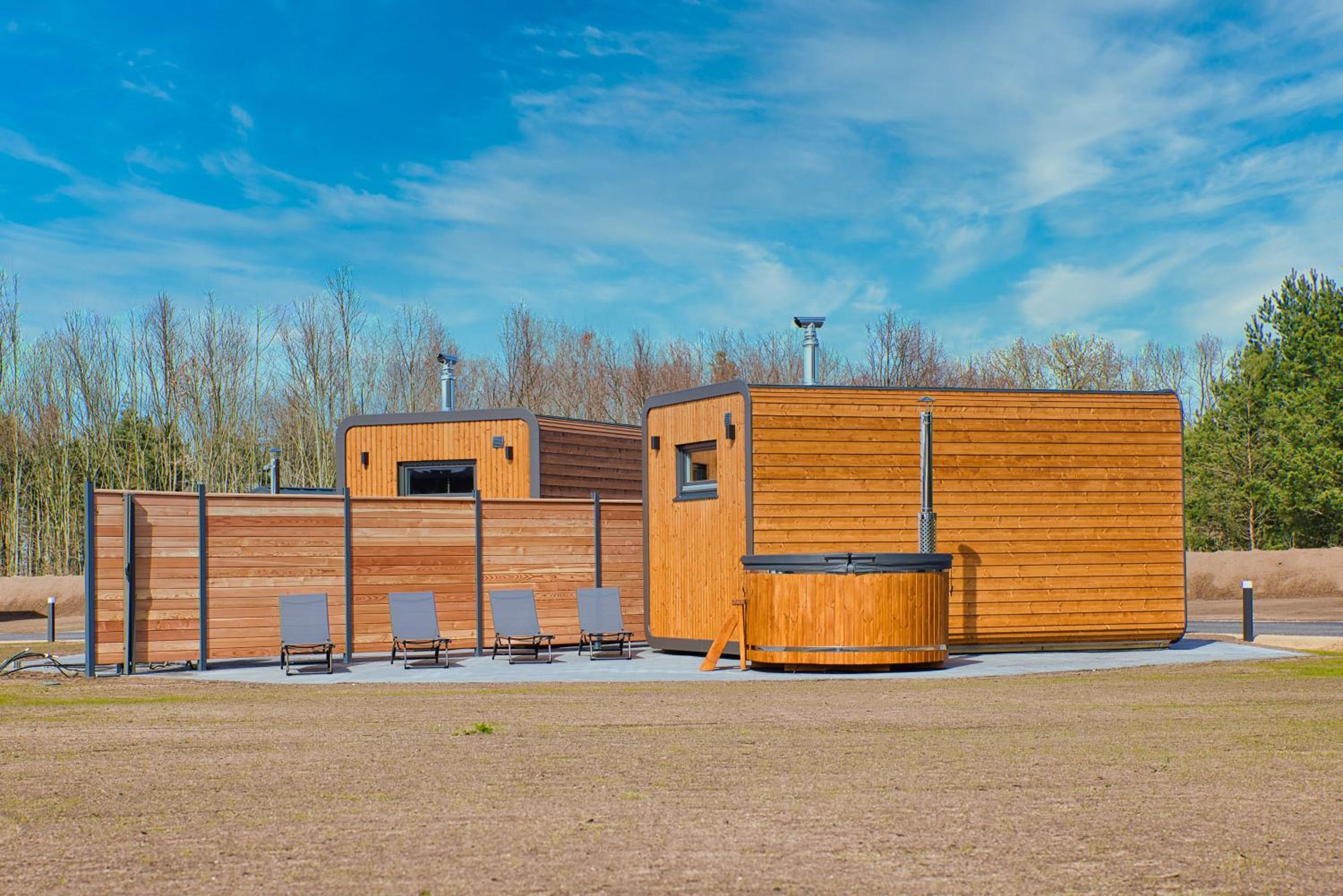 SKAN-PARK Ferienhäuser & Tiny Houses am Bärwalder See
