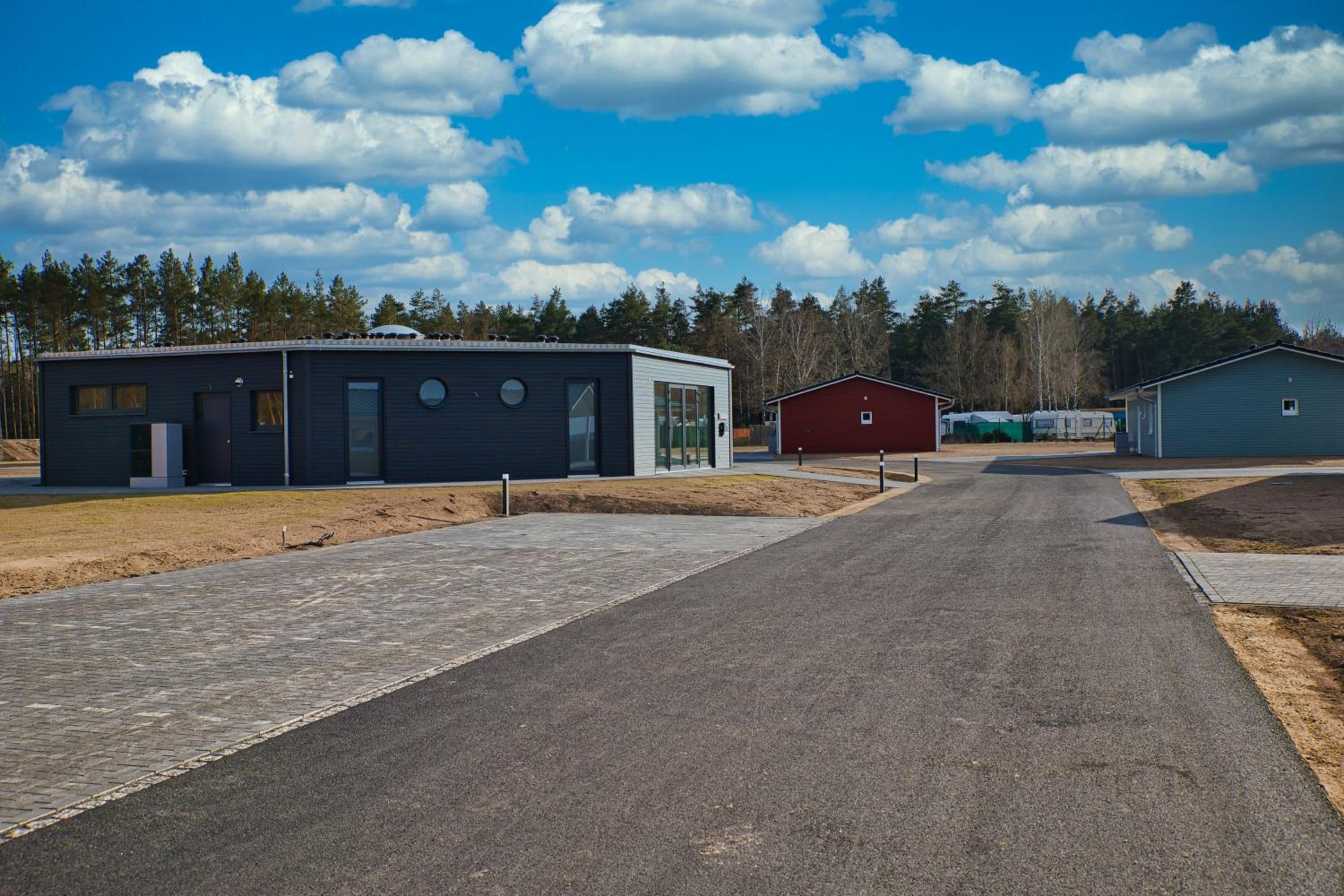 SKAN-PARK Ferienhäuser & Tiny Houses am Bärwalder See