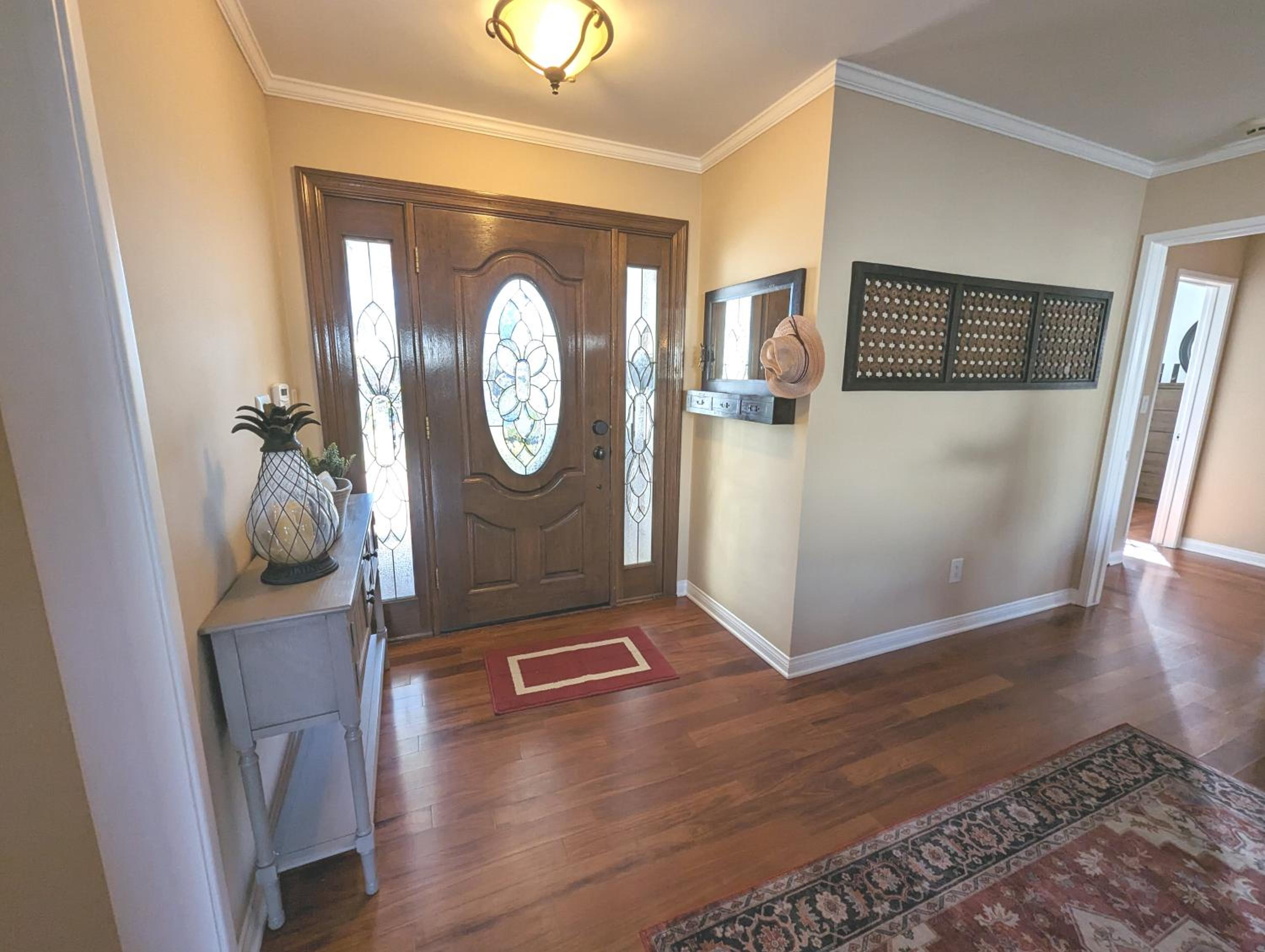 4 BR Encino Home w/ Amazing Yard, Near Everything - Property Image 94