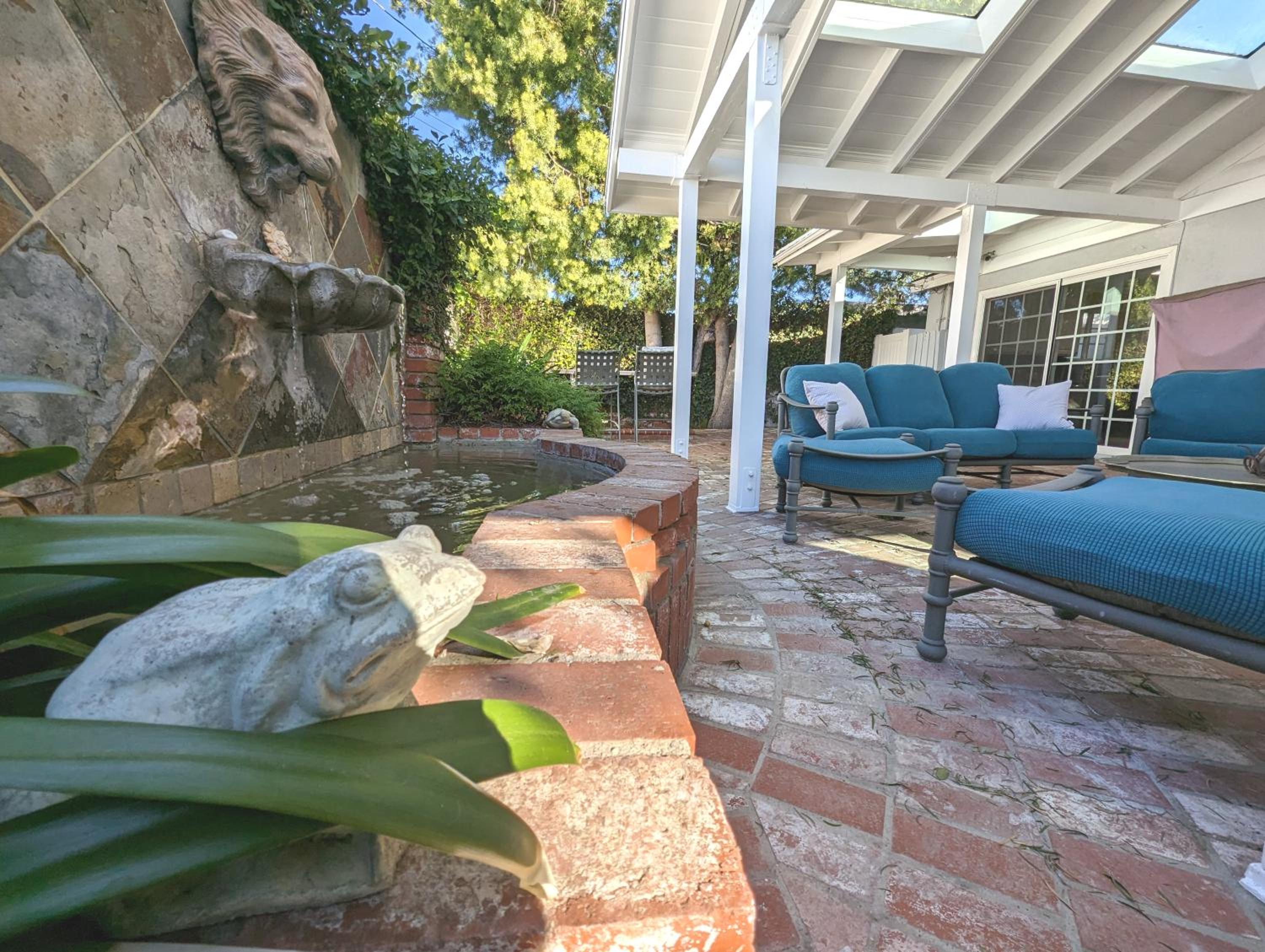 4 BR Encino Home w/ Amazing Yard, Near Everything - Property Image 103