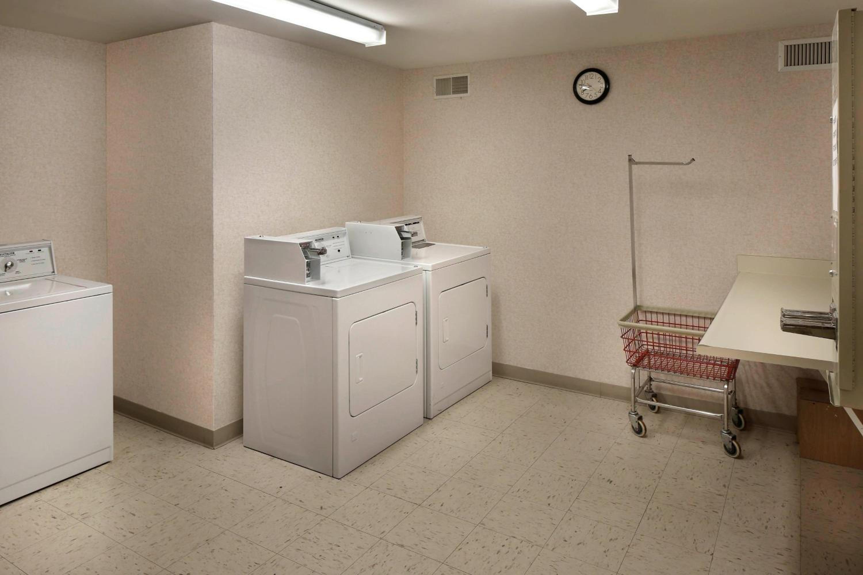 Danbury Vacations - Residence Inn Danbury - Property Image 14