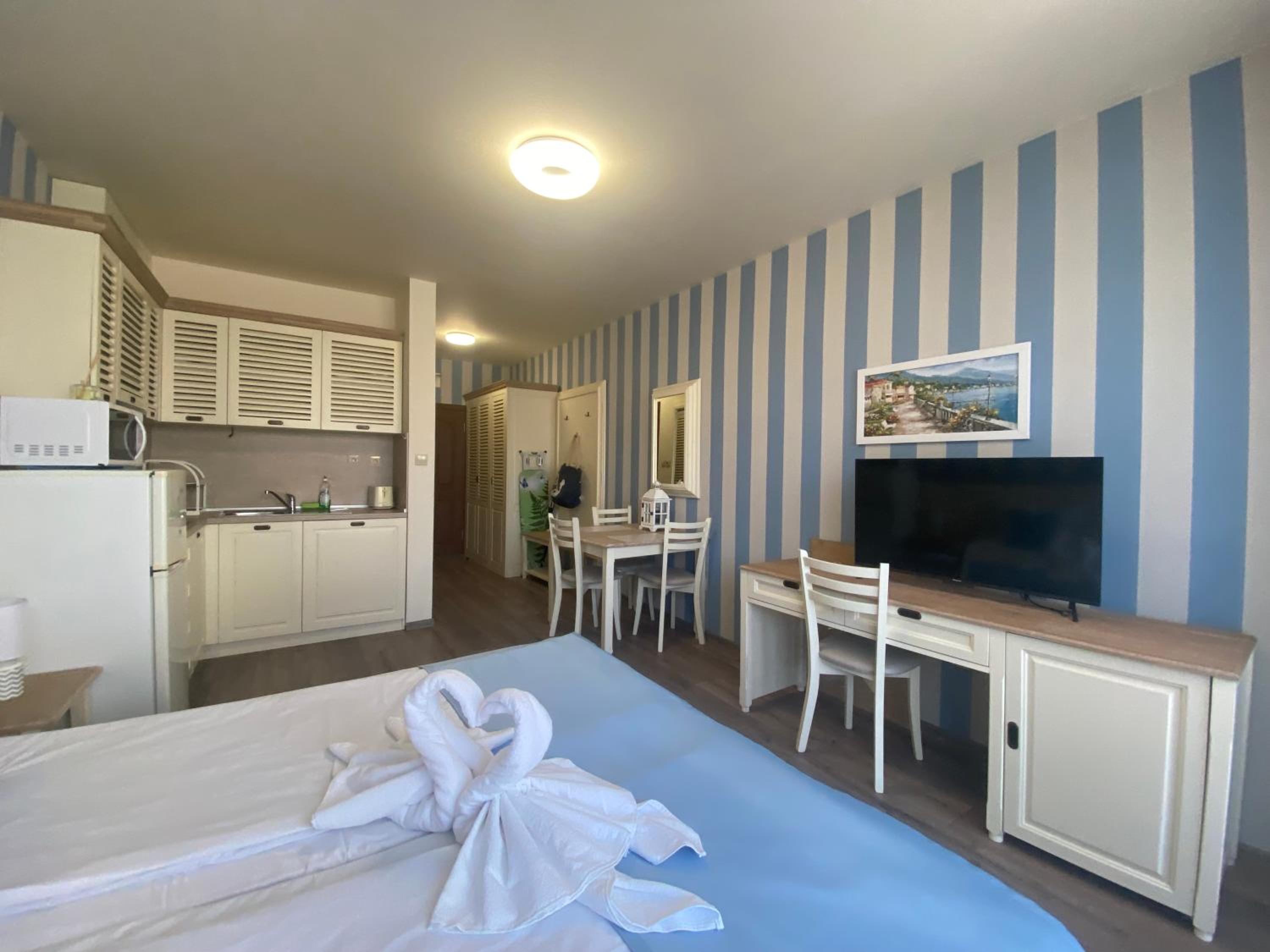PANORAMA BAY 20 Fancy Studio