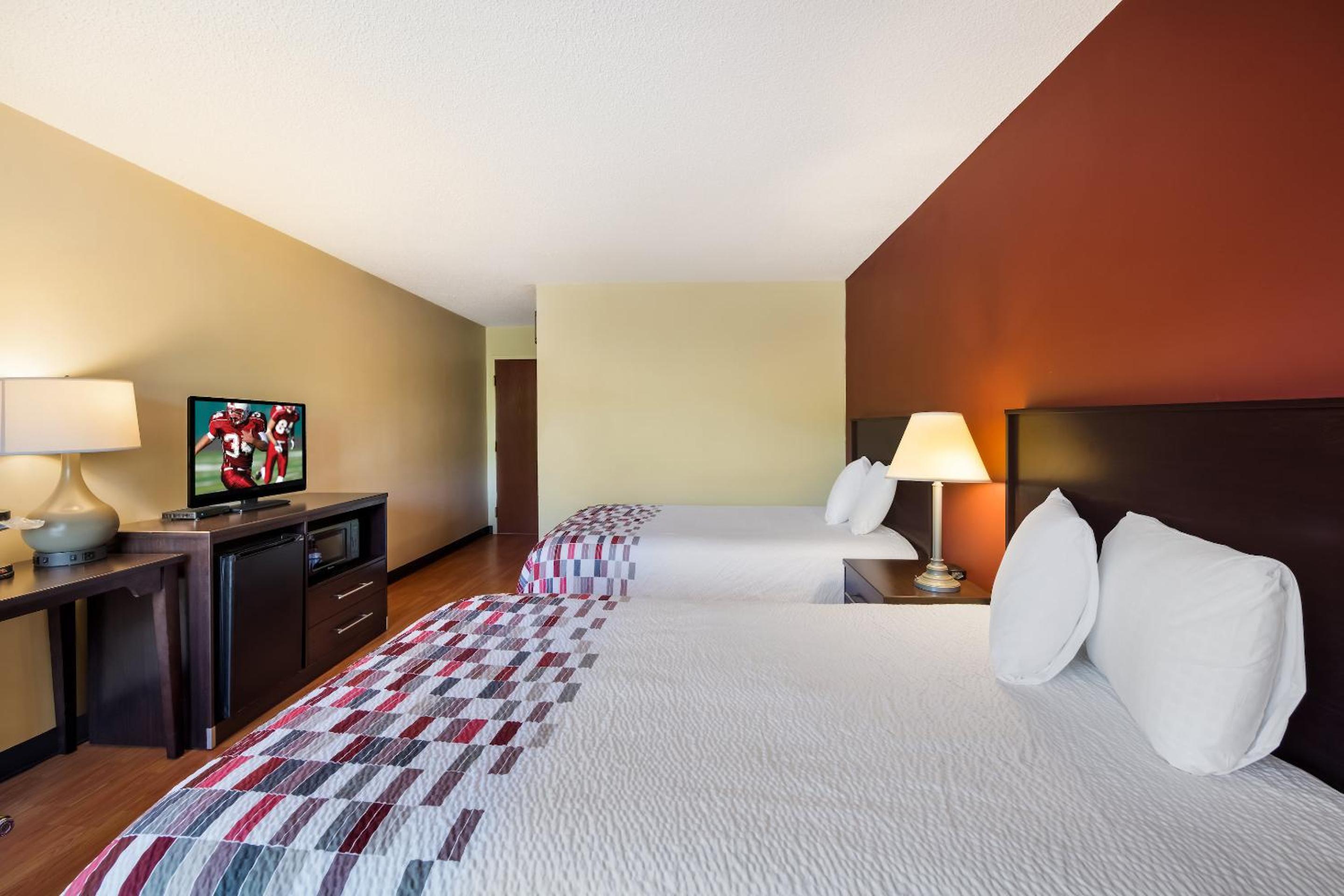 Red Roof Inn Hendersonville
