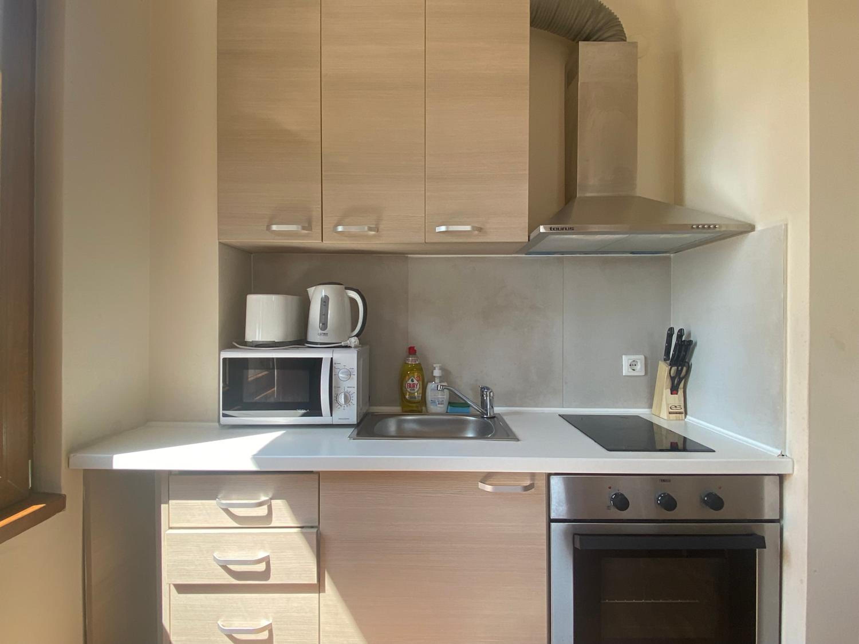 ROYAL BAY 6 Sea View Apartment