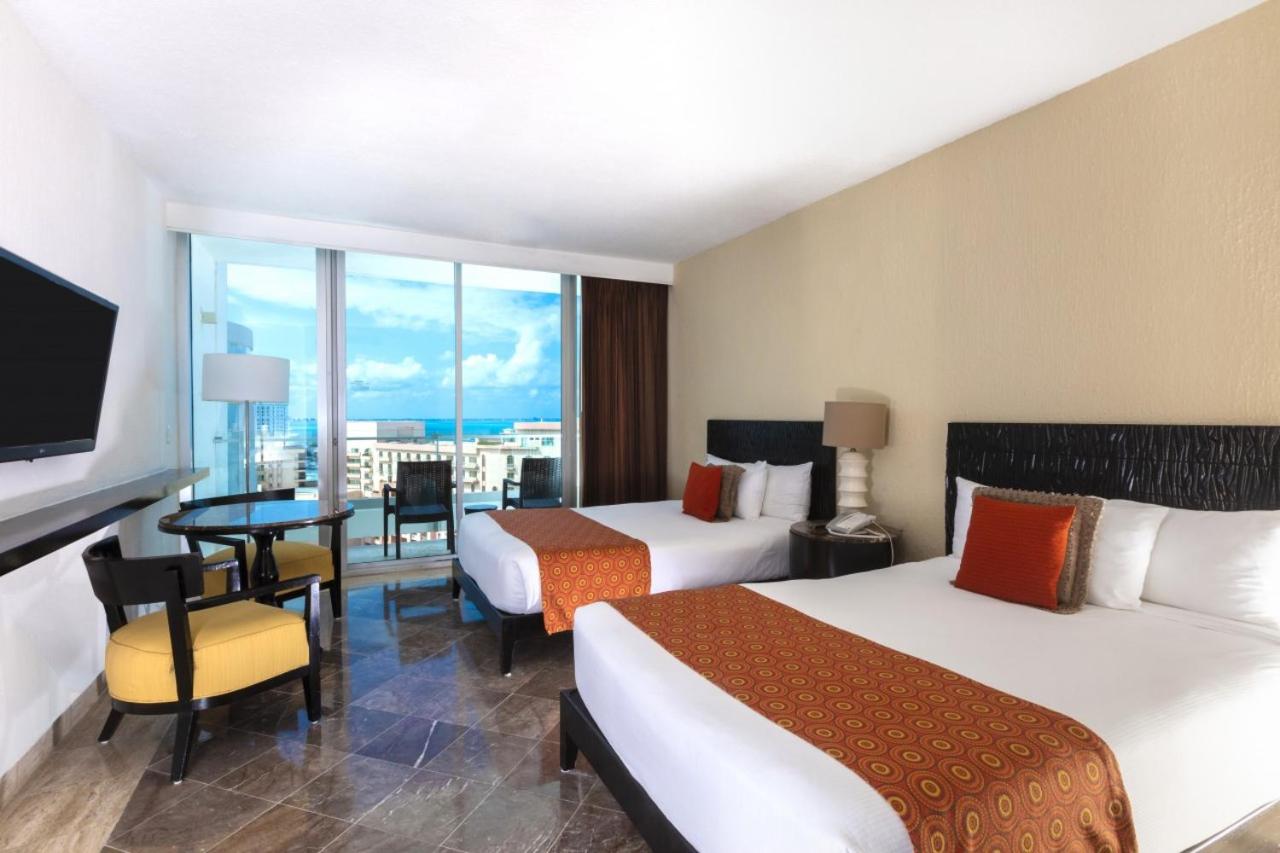 Krystal Grand Cancun All Inclusive