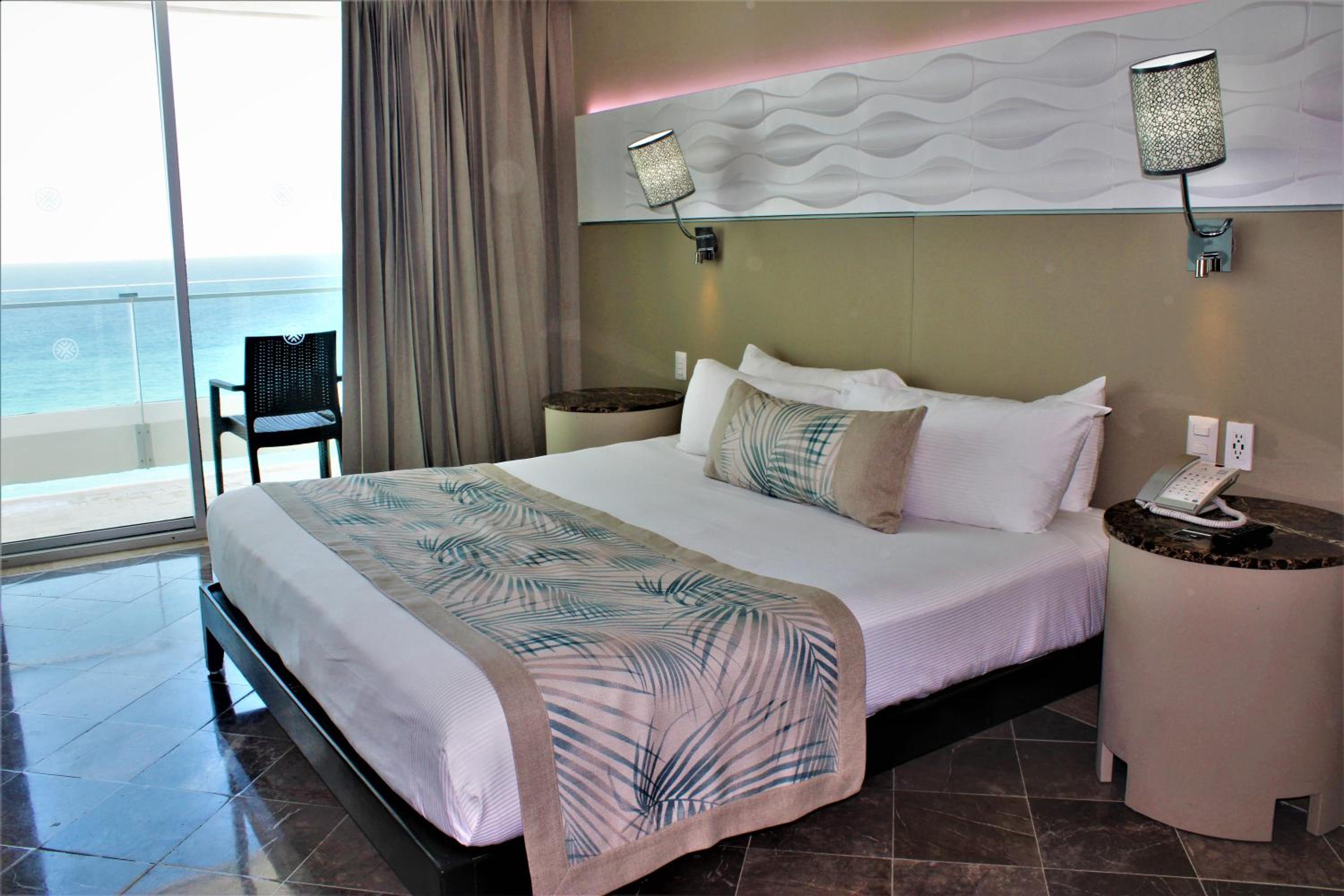 Krystal Grand Cancun All Inclusive