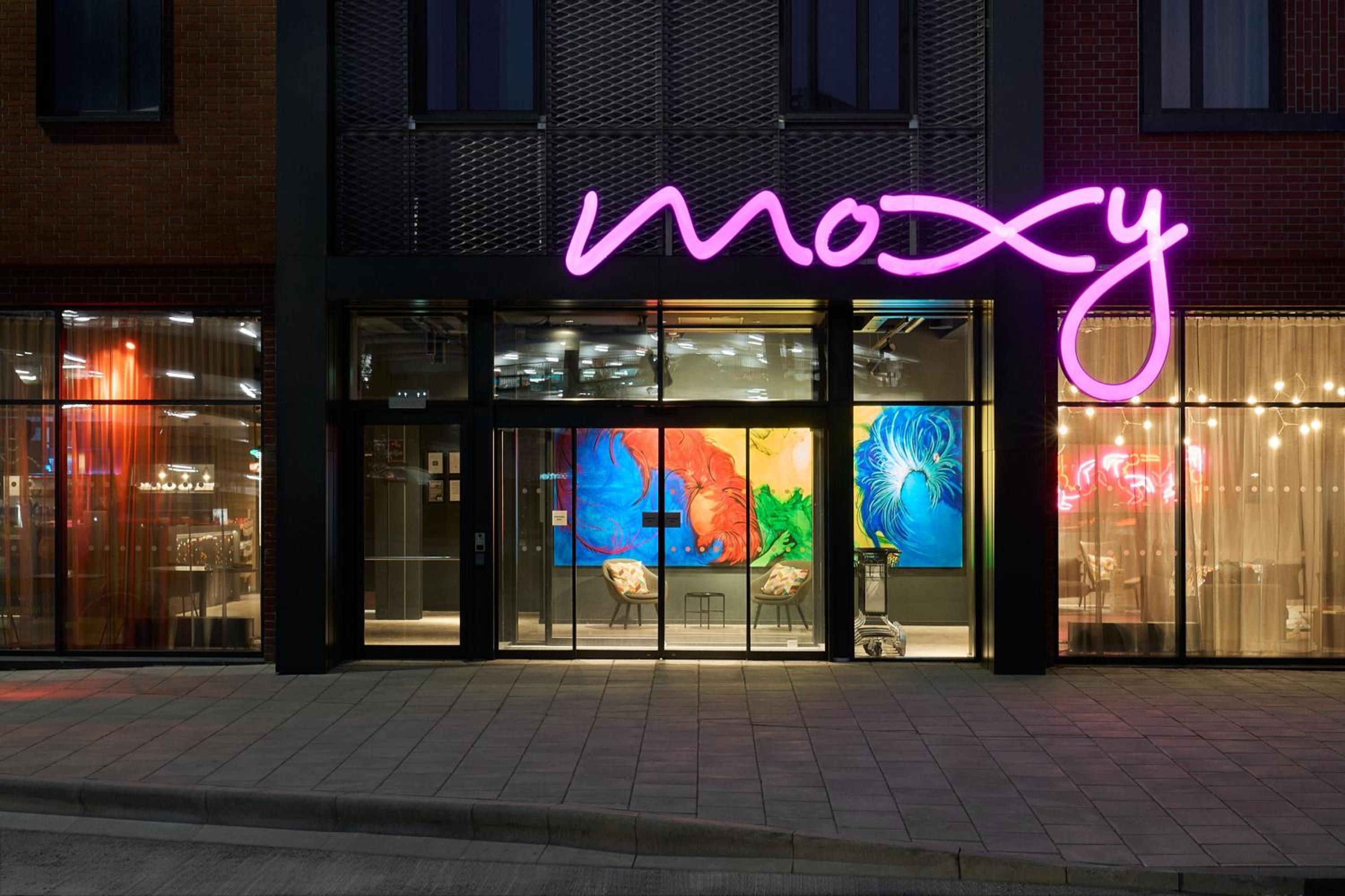 Hotel Moxy Bristol - Image 1