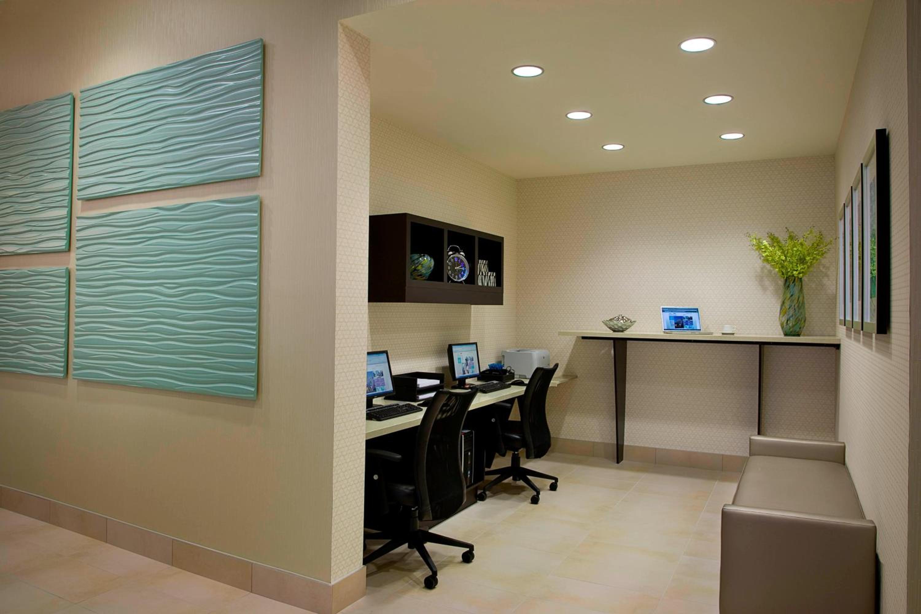 SpringHill Suites by Marriott Toronto Vaughan - Property Image 5