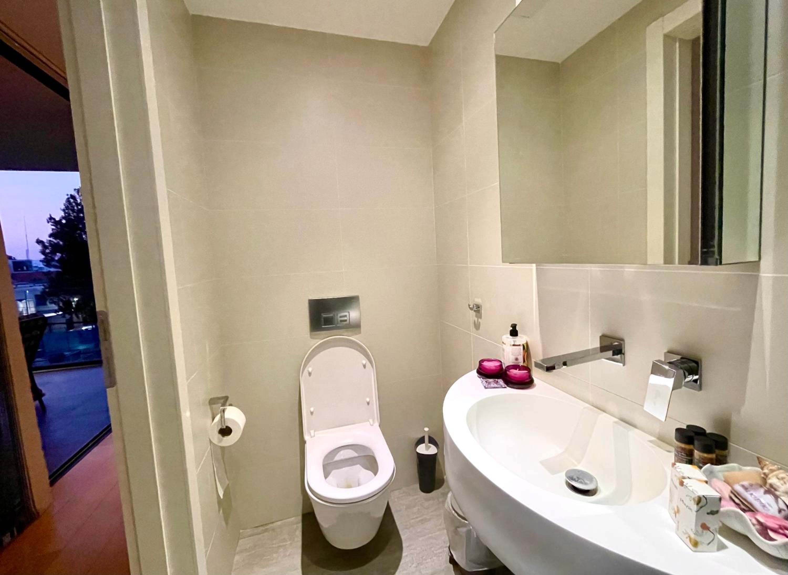 Platform 357 Engomi Modern Apartment near Hilton Nicosia