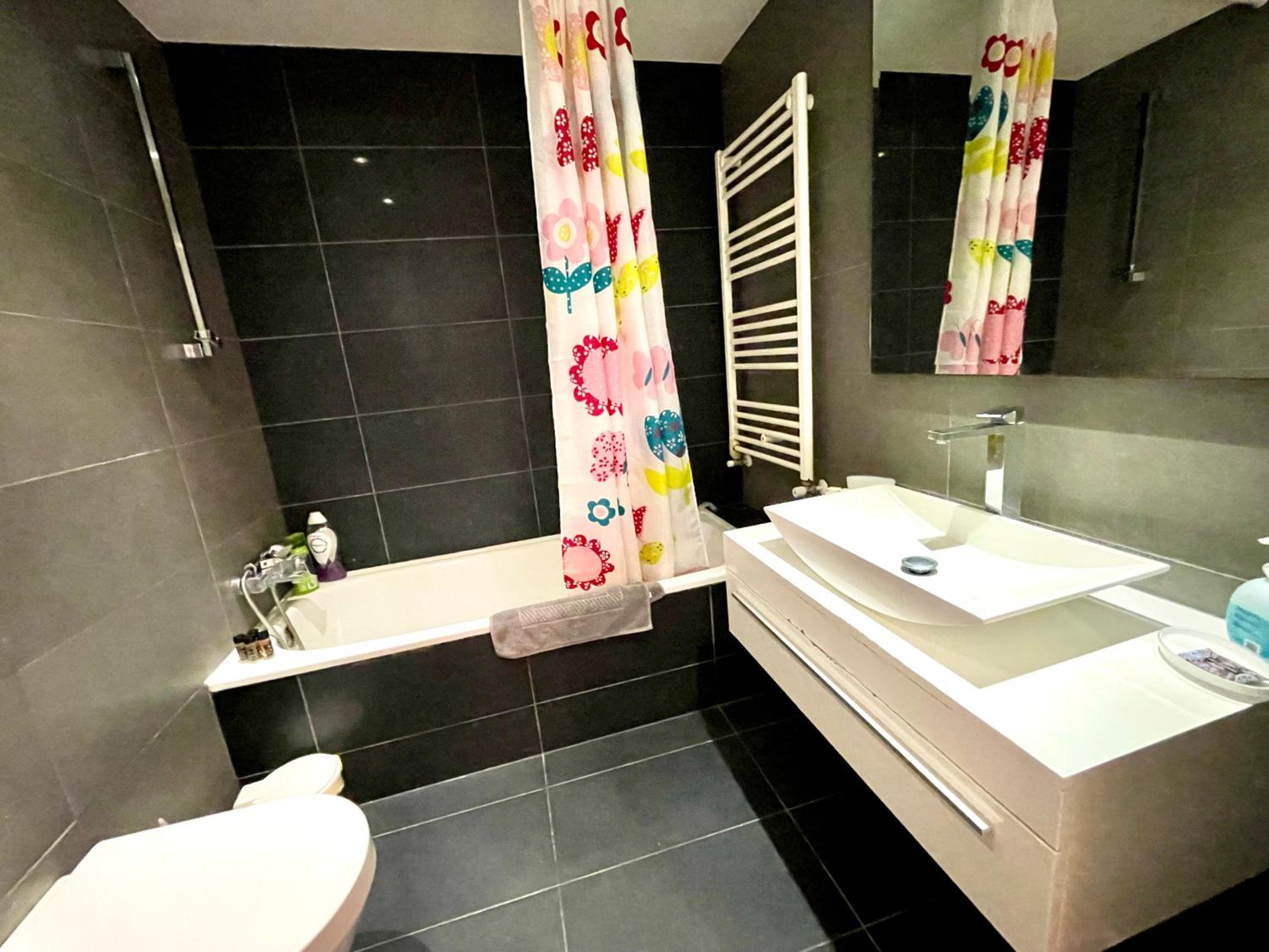 Platform 357 Engomi Modern Apartment near Hilton Nicosia