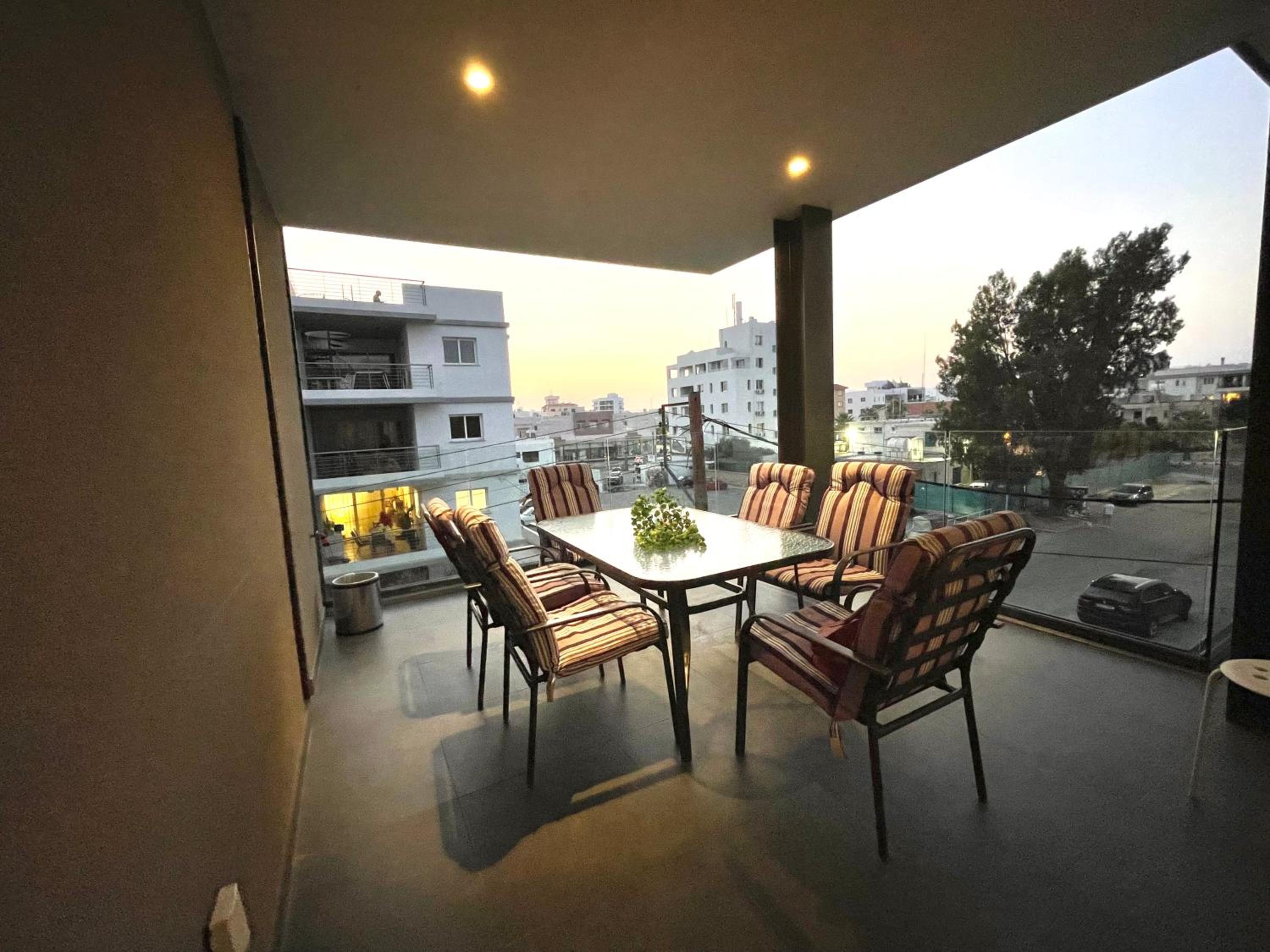 Platform 357 Engomi Modern Apartment near Hilton Nicosia