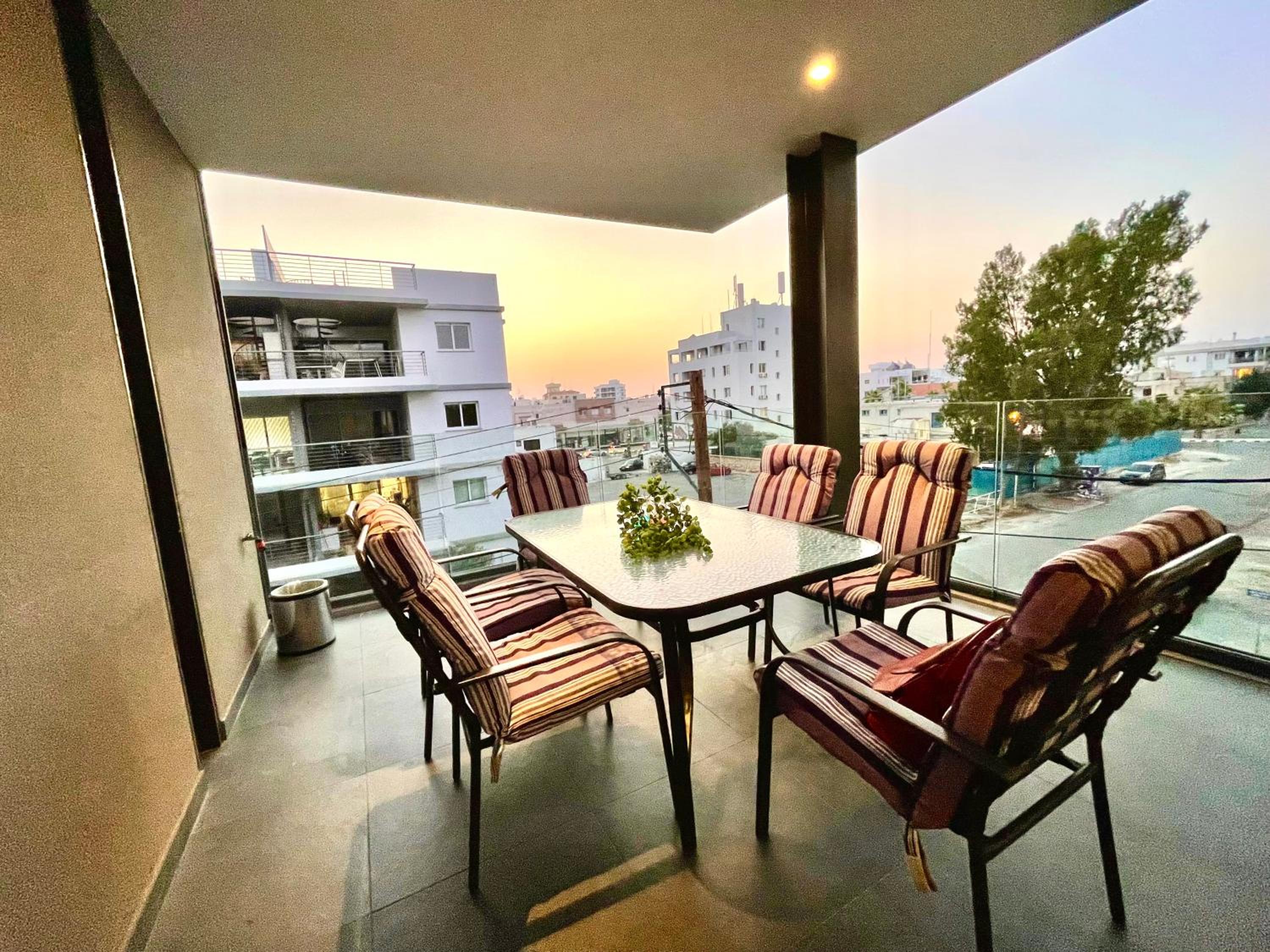 Platform 357 Engomi Modern Apartment near Hilton Nicosia
