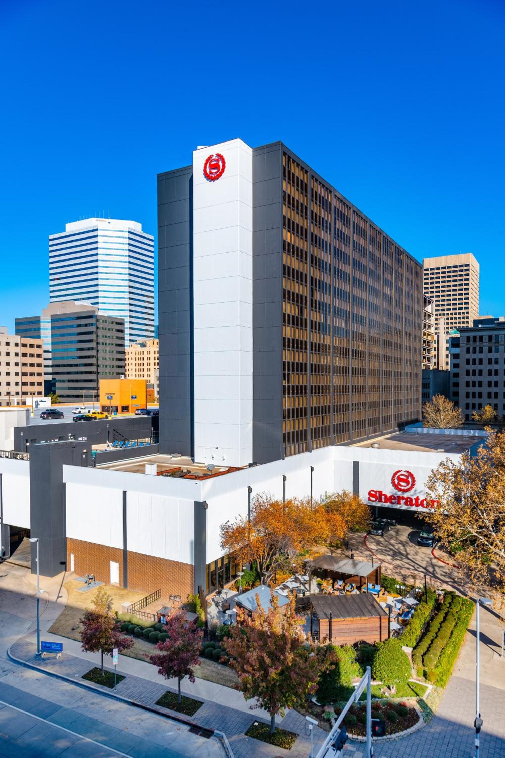 Hotel Sheraton Oklahoma City Downtown Hotel - Image 1