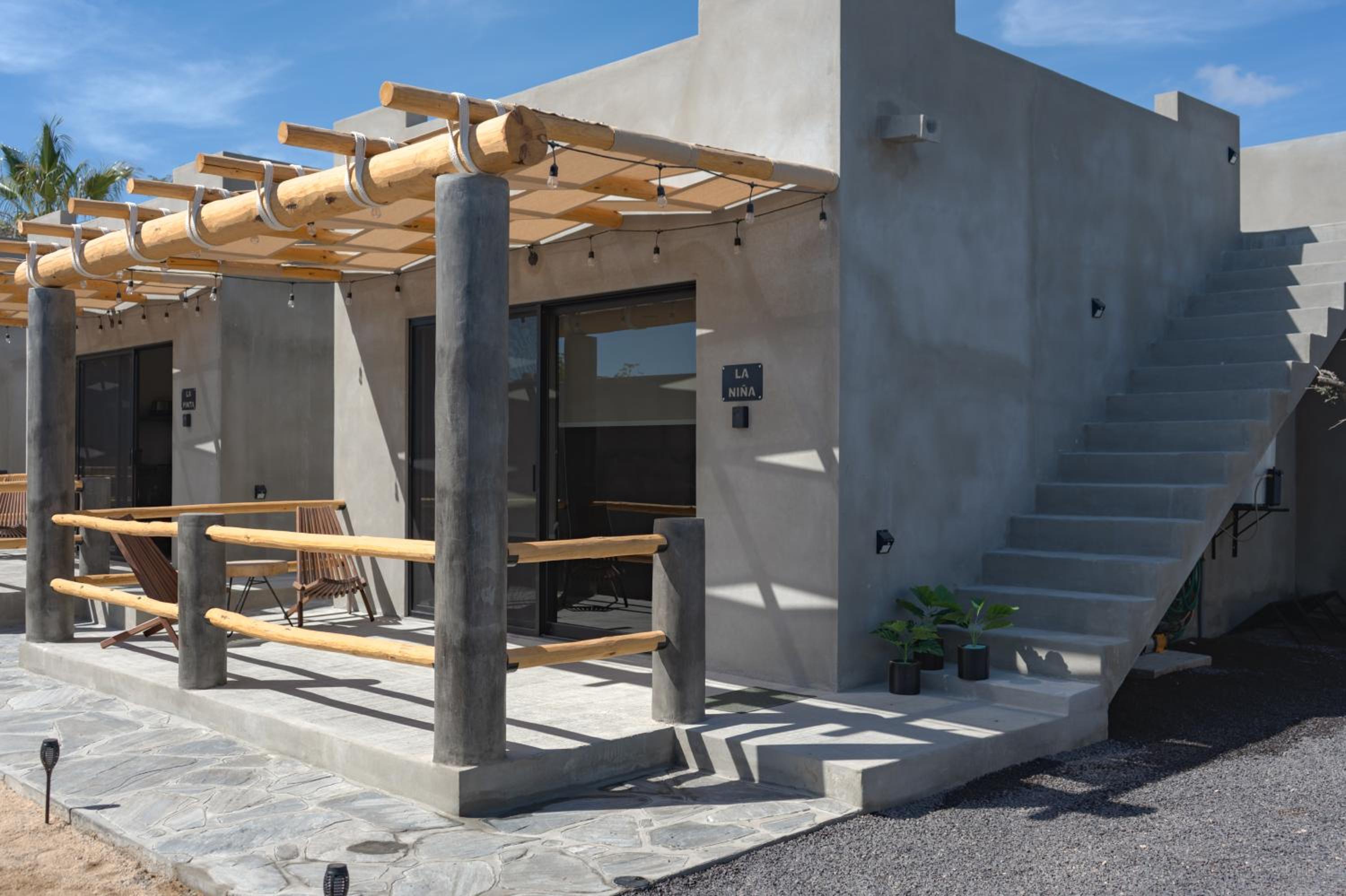 Hotel Las 3 Carabelas BCS - Image 1