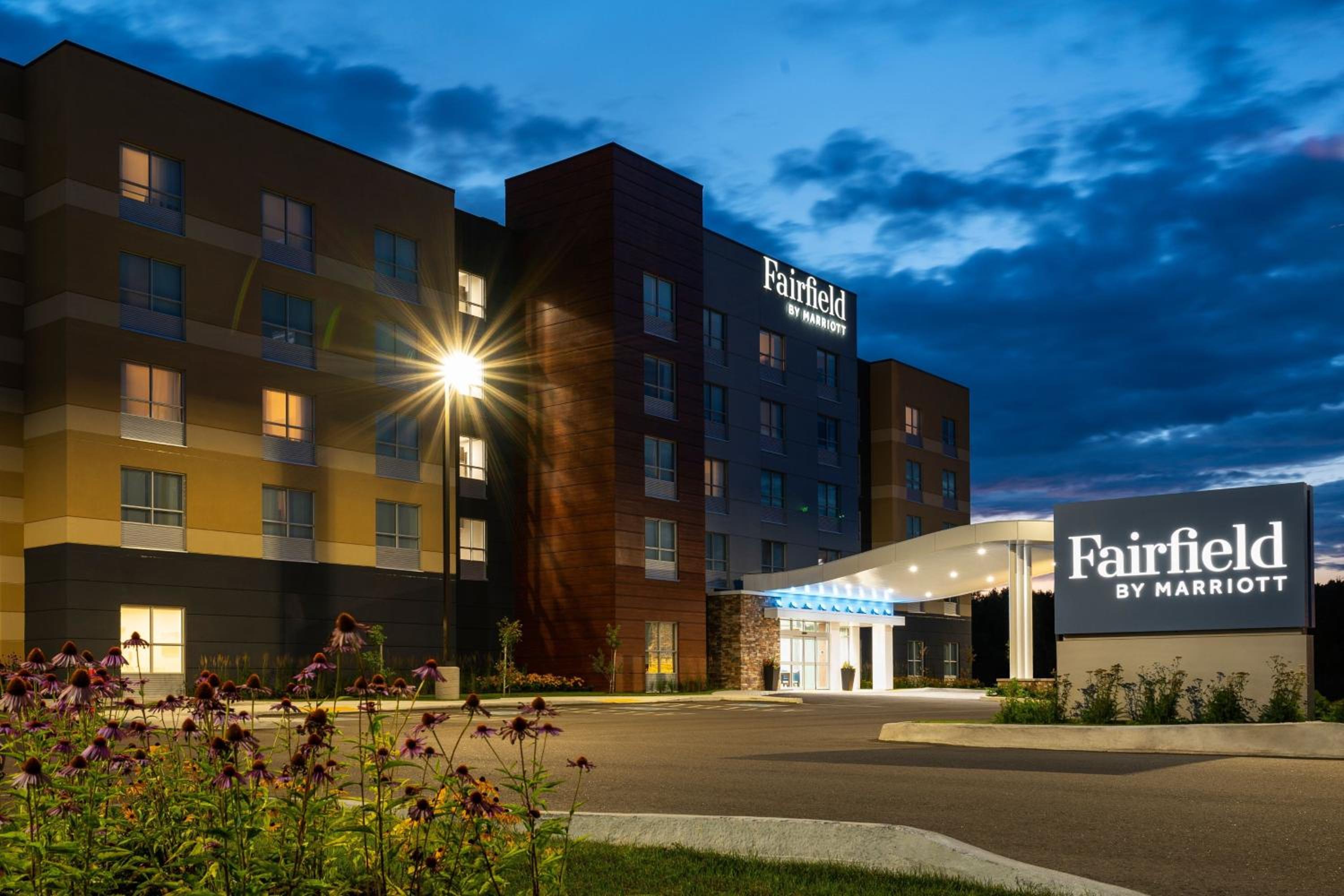 North Bay Vacations - Fairfield by Marriott Inn Suites North Bay - Property Image 6