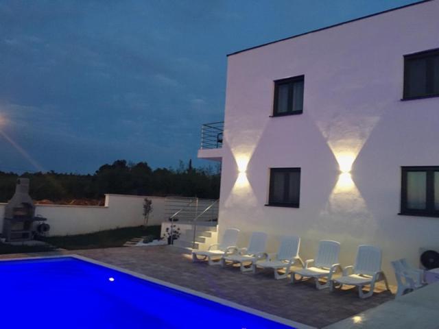 APARTMANI NIEL view 3