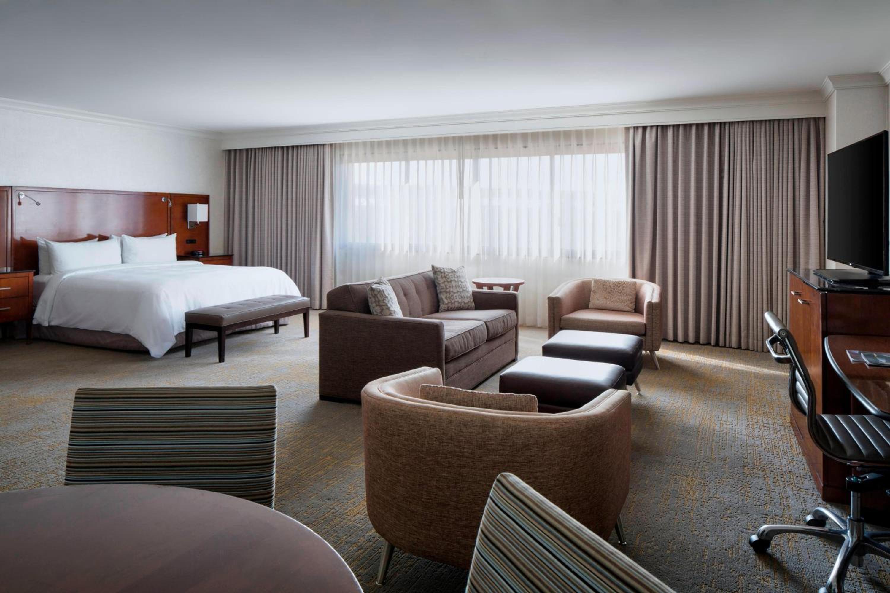 Burbank Vacations - Los Angeles Marriott Burbank Airport - Property Image 40
