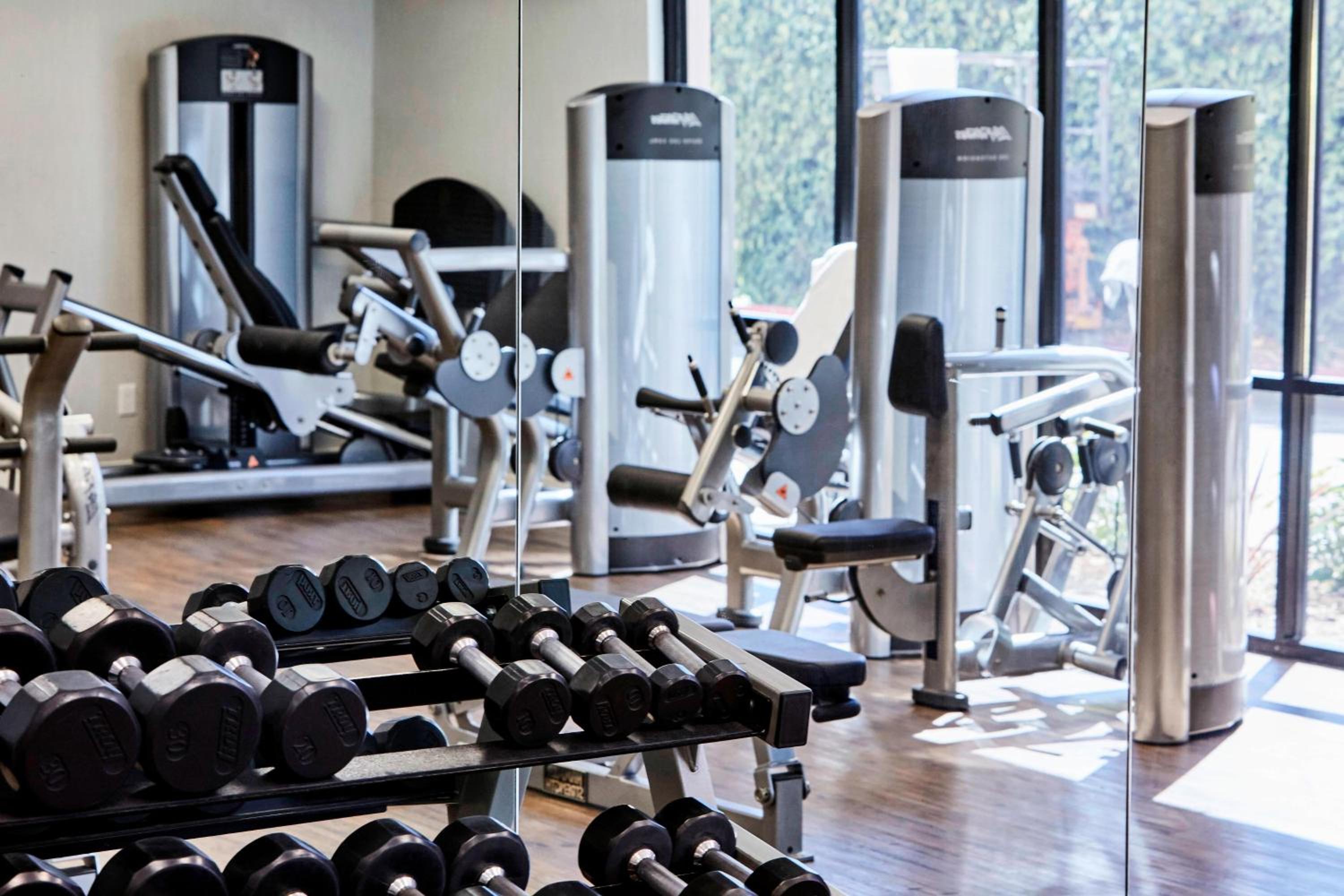 Burbank Vacations - Los Angeles Marriott Burbank Airport - Property Image 16
